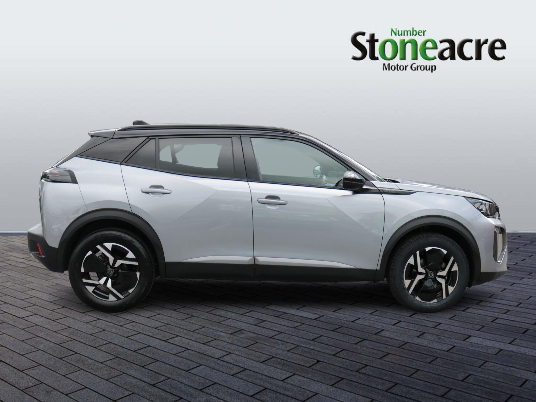 Peugeot 2008 Image 2
