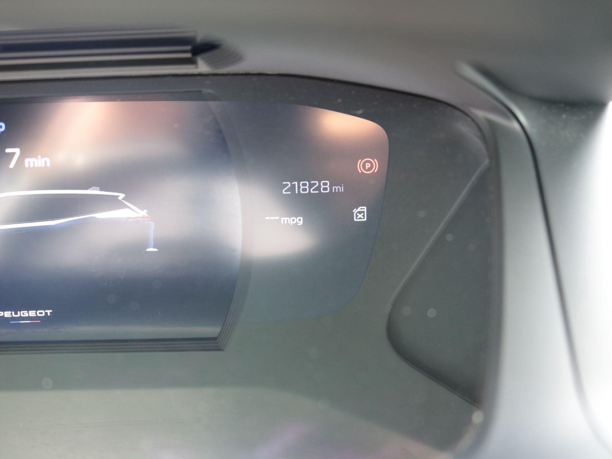 Peugeot 2008 Image 14