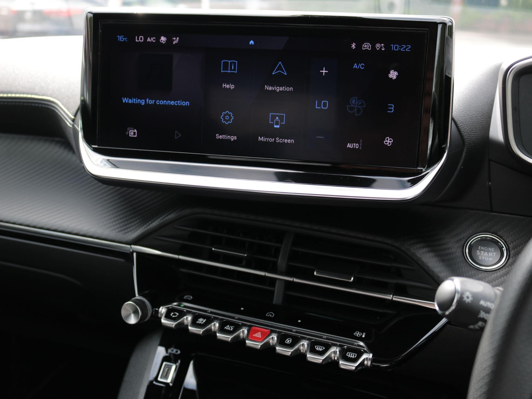 Peugeot 2008 Image 16