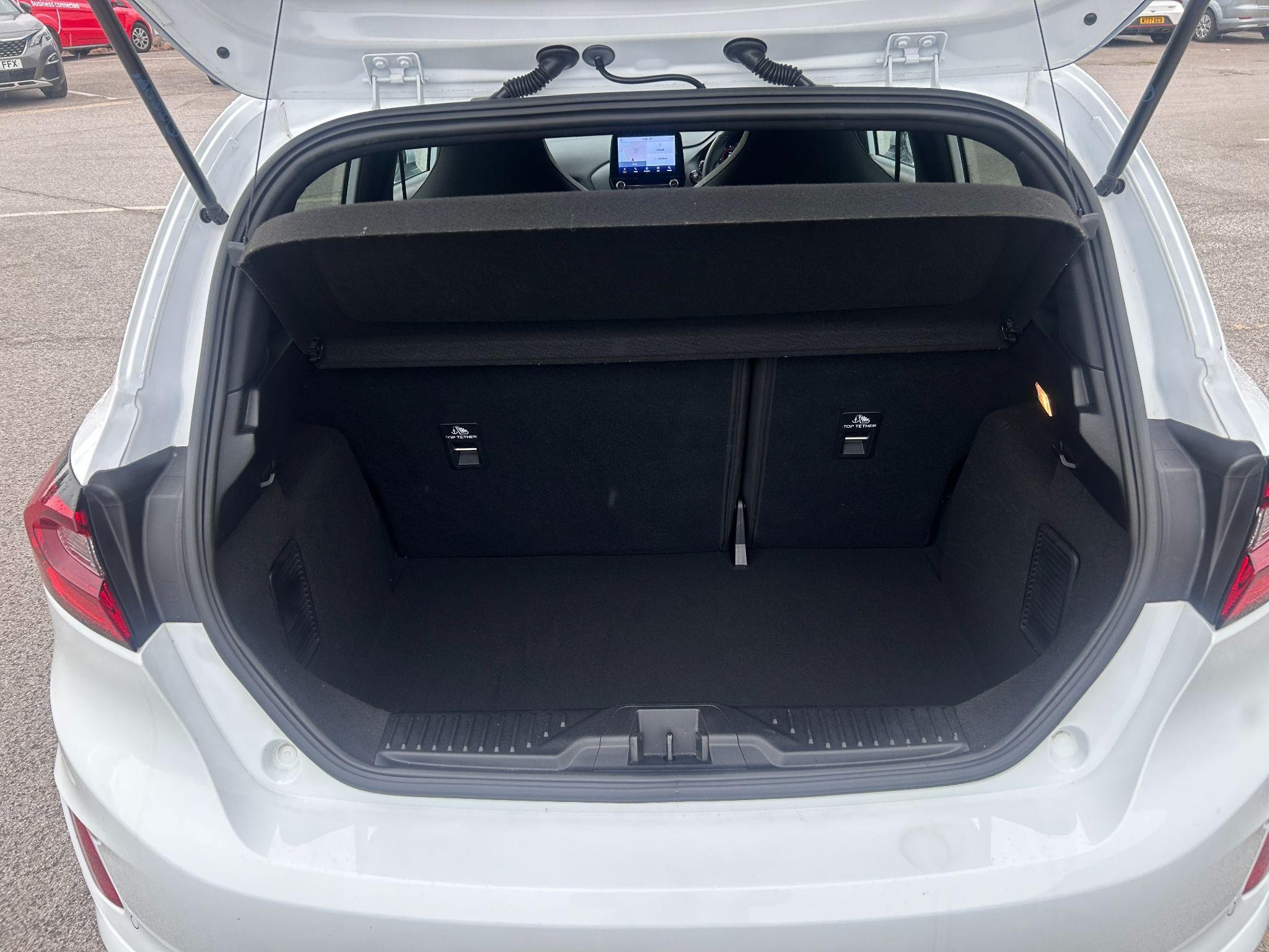 Ford Fiesta Image 10