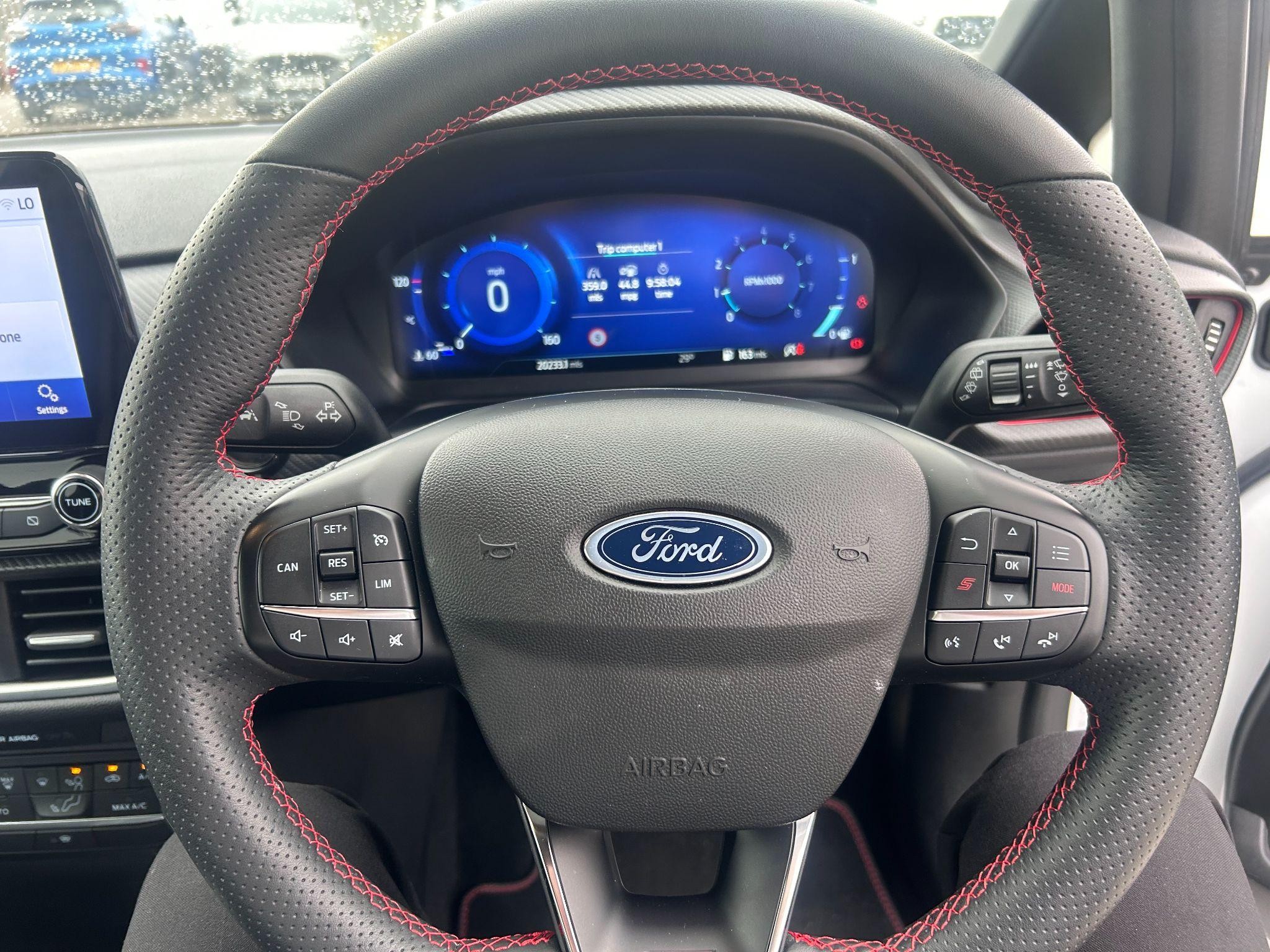 Ford Fiesta Image 13
