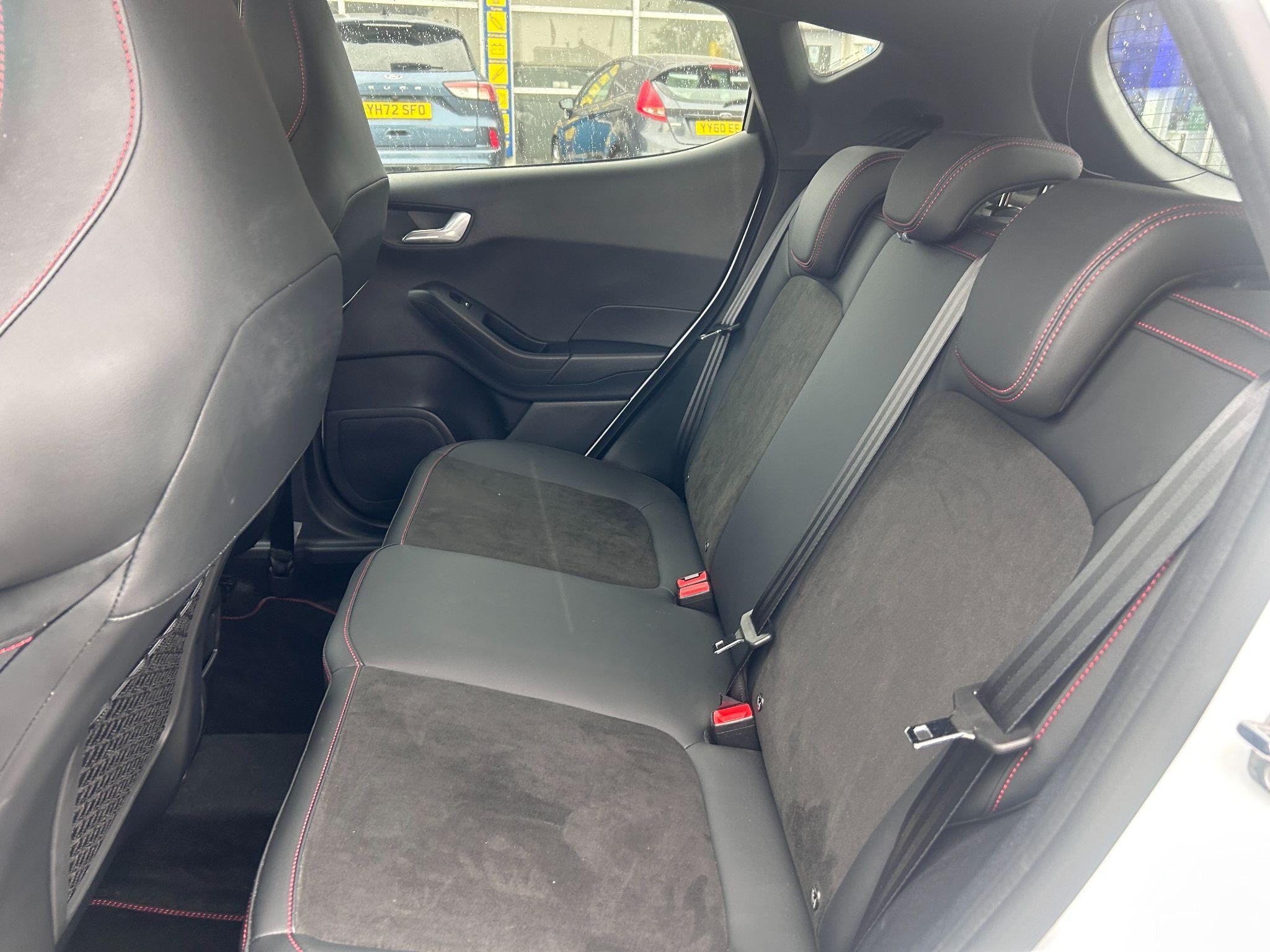 Ford Fiesta Image 23