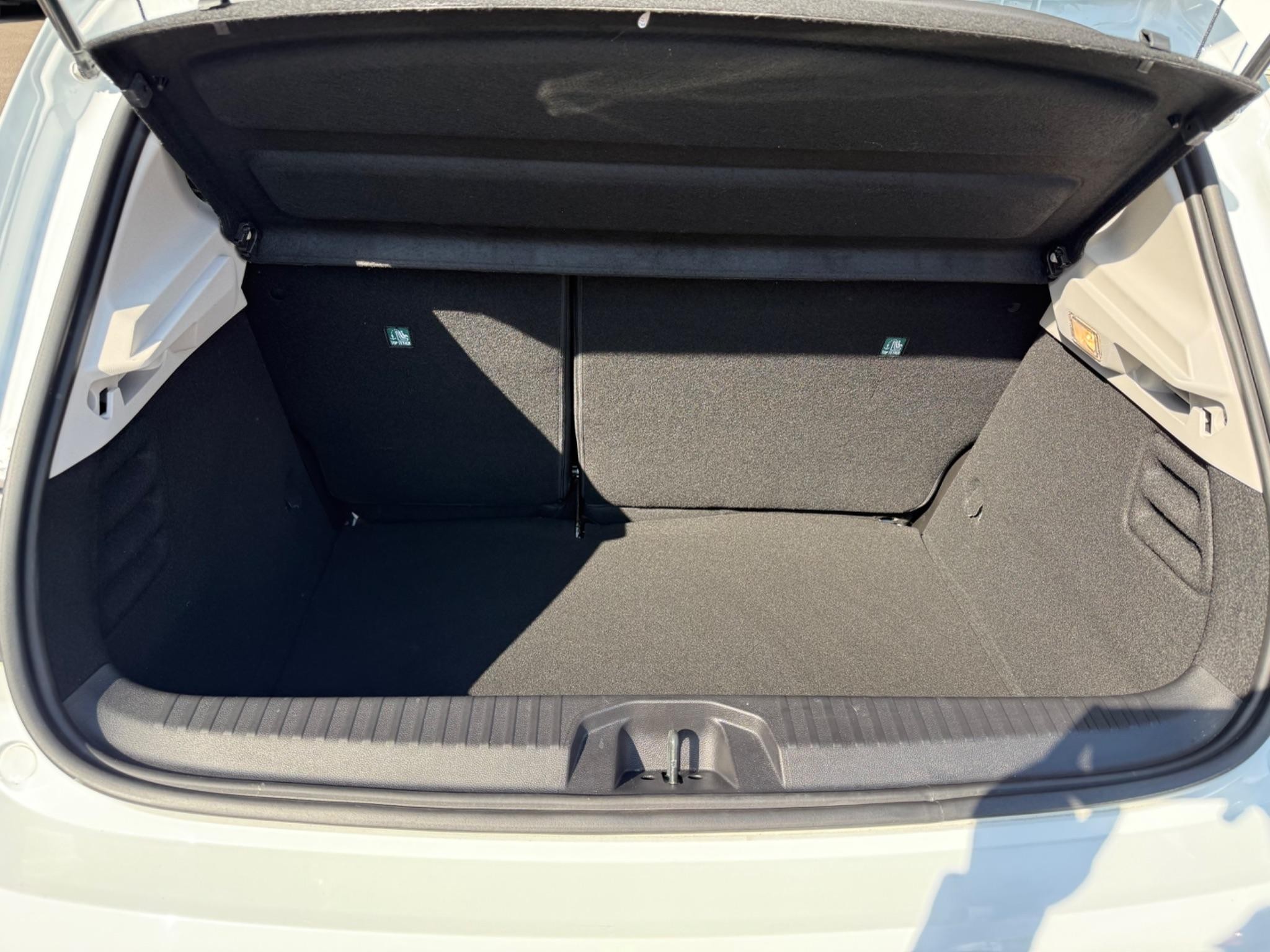 Renault Clio Image 20