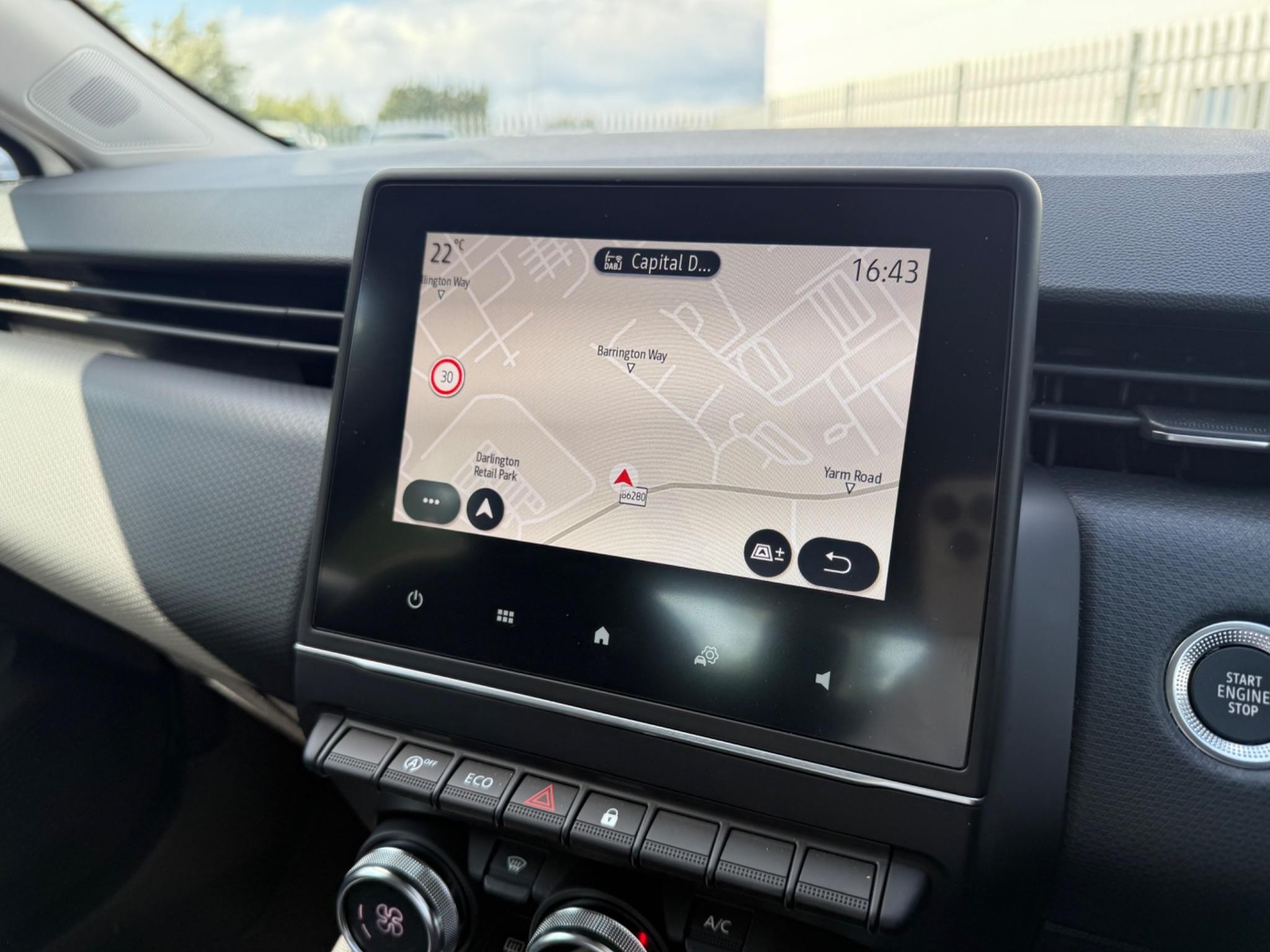 Renault Clio Image 22