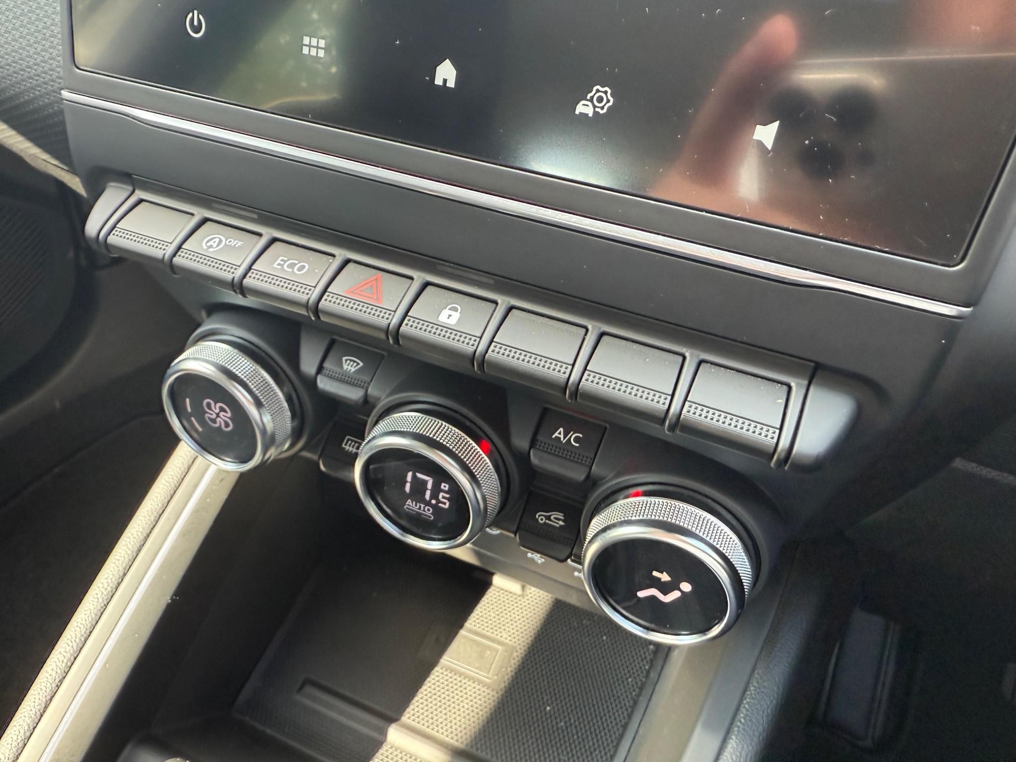Renault Clio Image 30