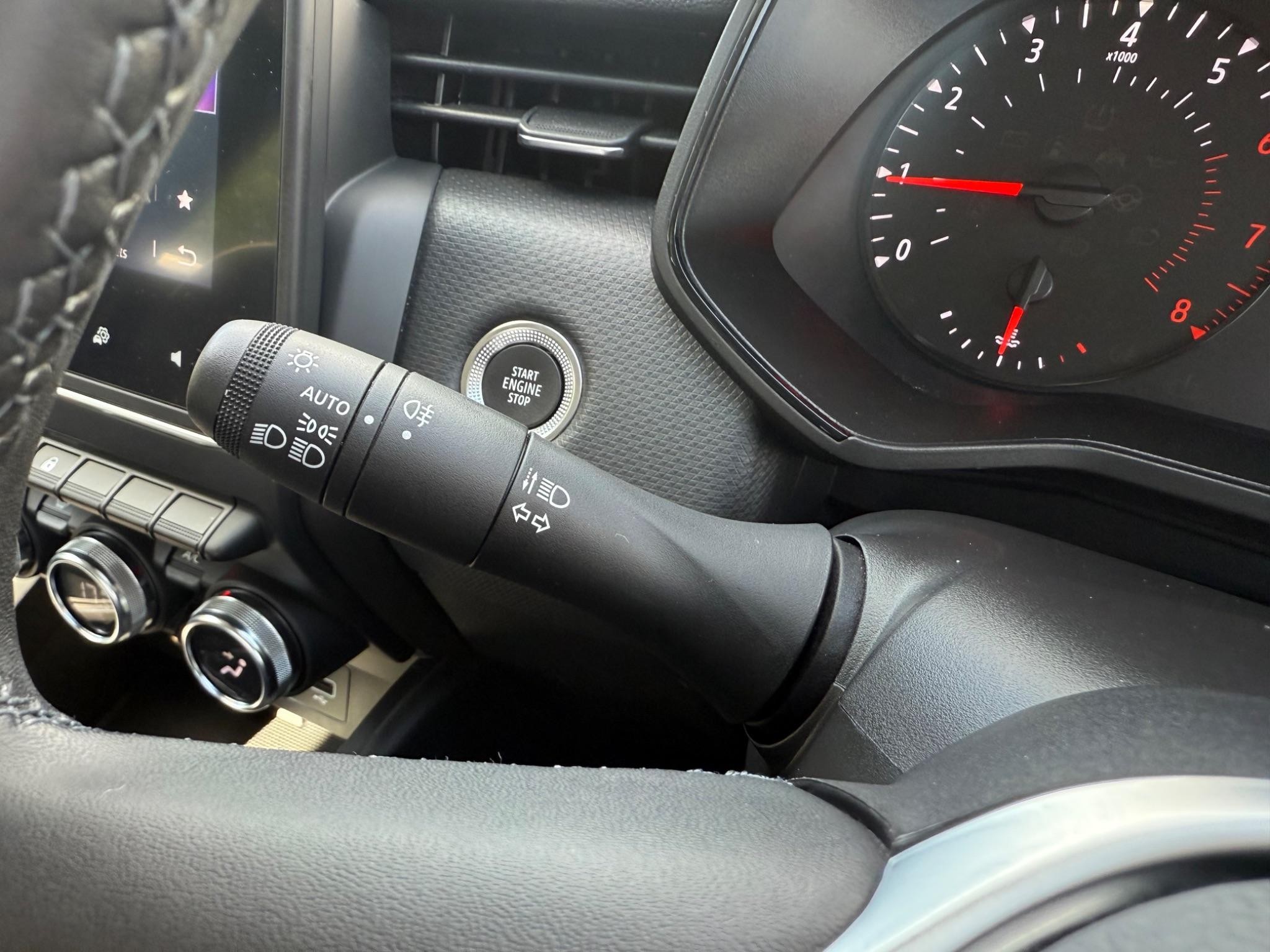 Renault Clio Image 35