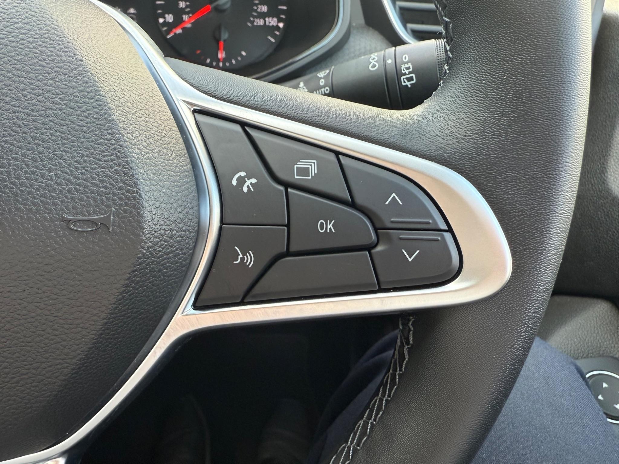Renault Clio Image 36