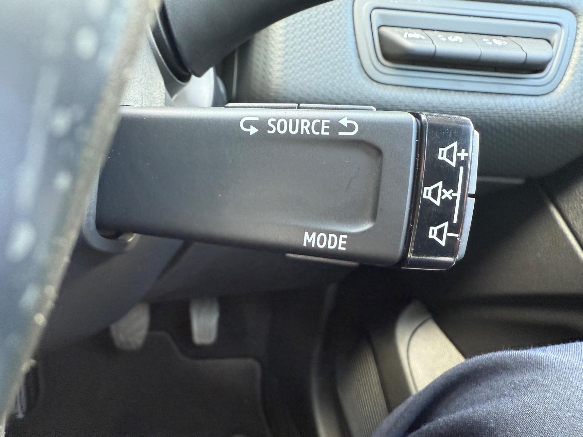 Renault Clio Image 39