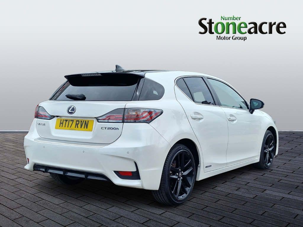 Lexus CT Image 4
