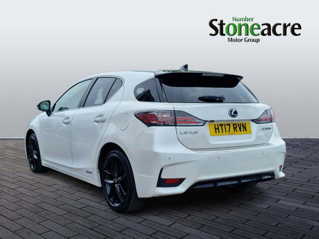 Lexus CT Image 6
