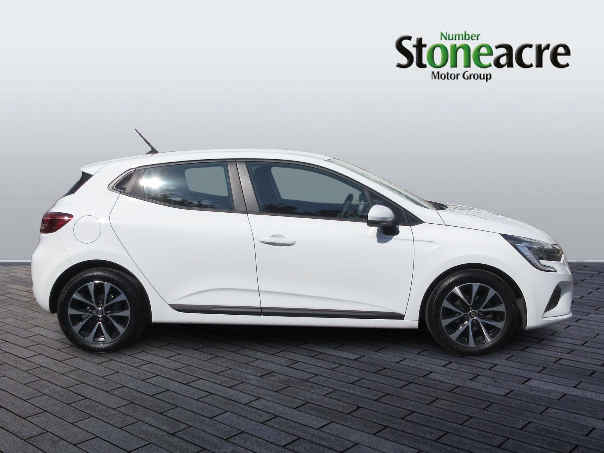 Renault Clio Image 2