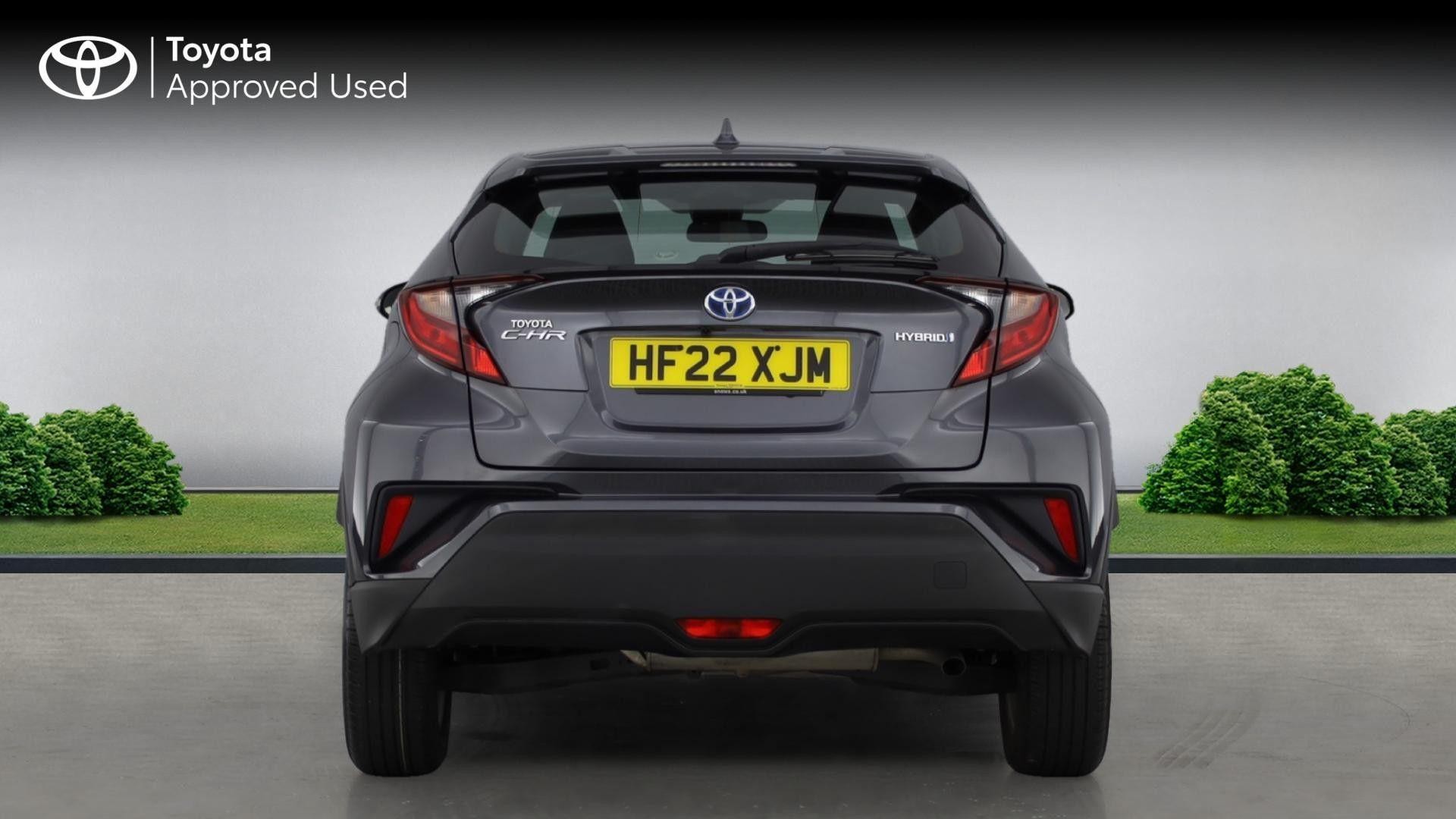 Toyota C-HR Image 6