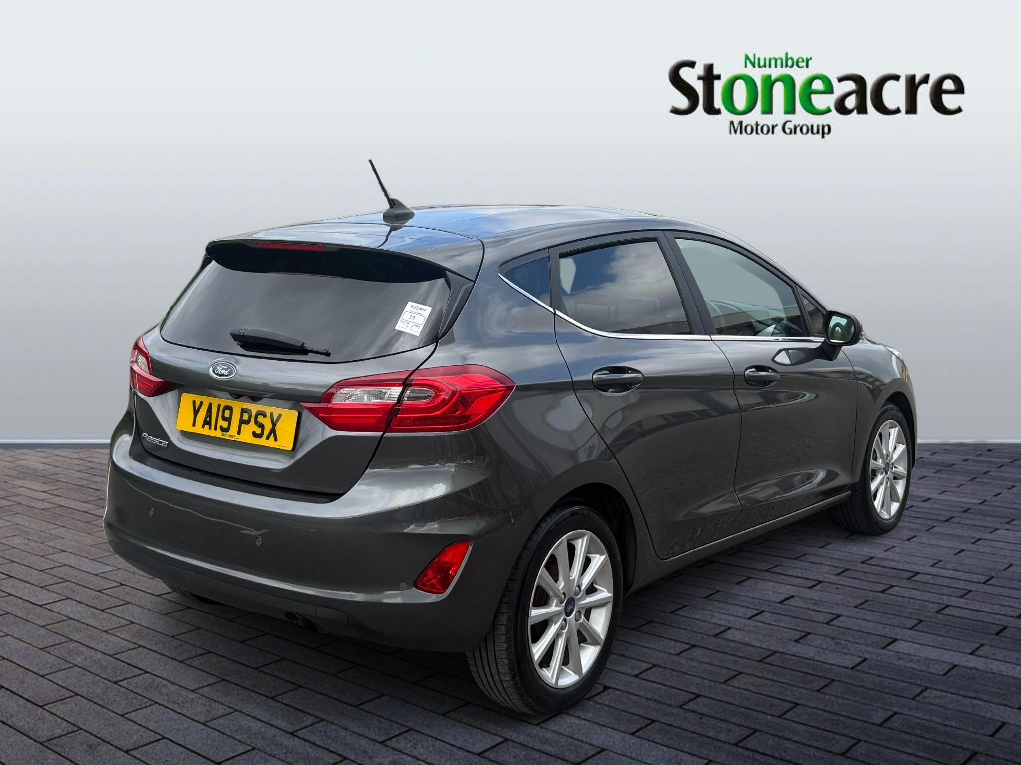 Ford Fiesta Image 3