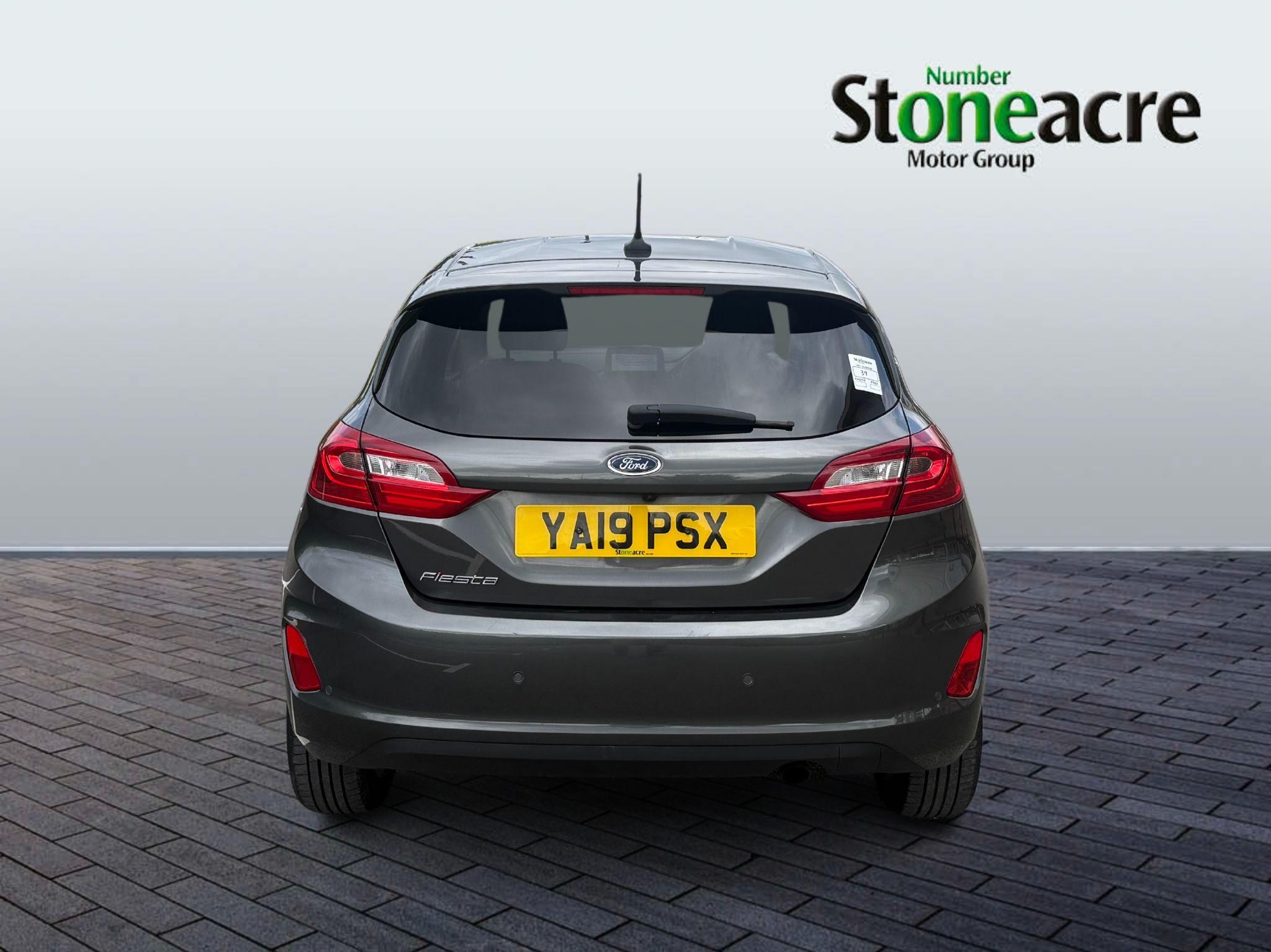 Ford Fiesta Image 4