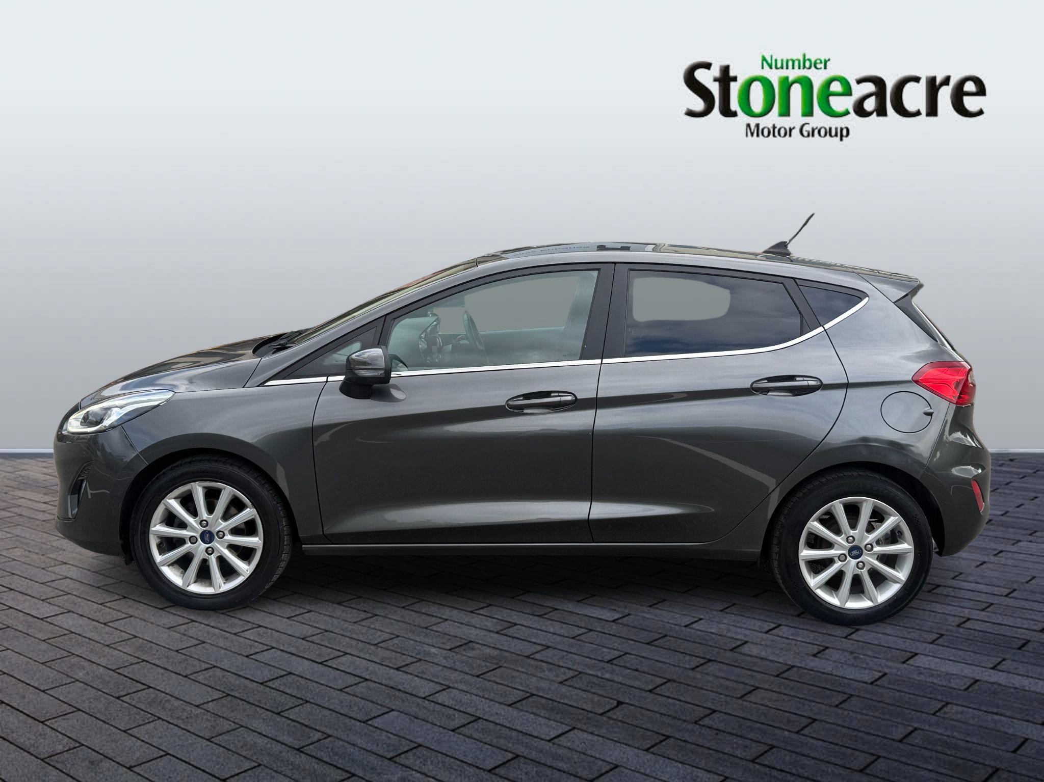 Ford Fiesta Image 6