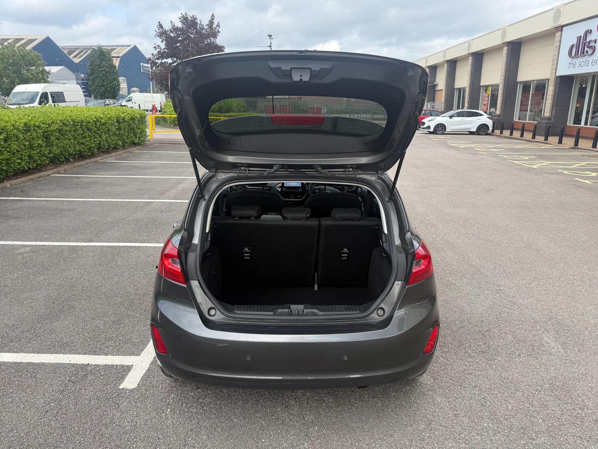 Ford Fiesta Image 10