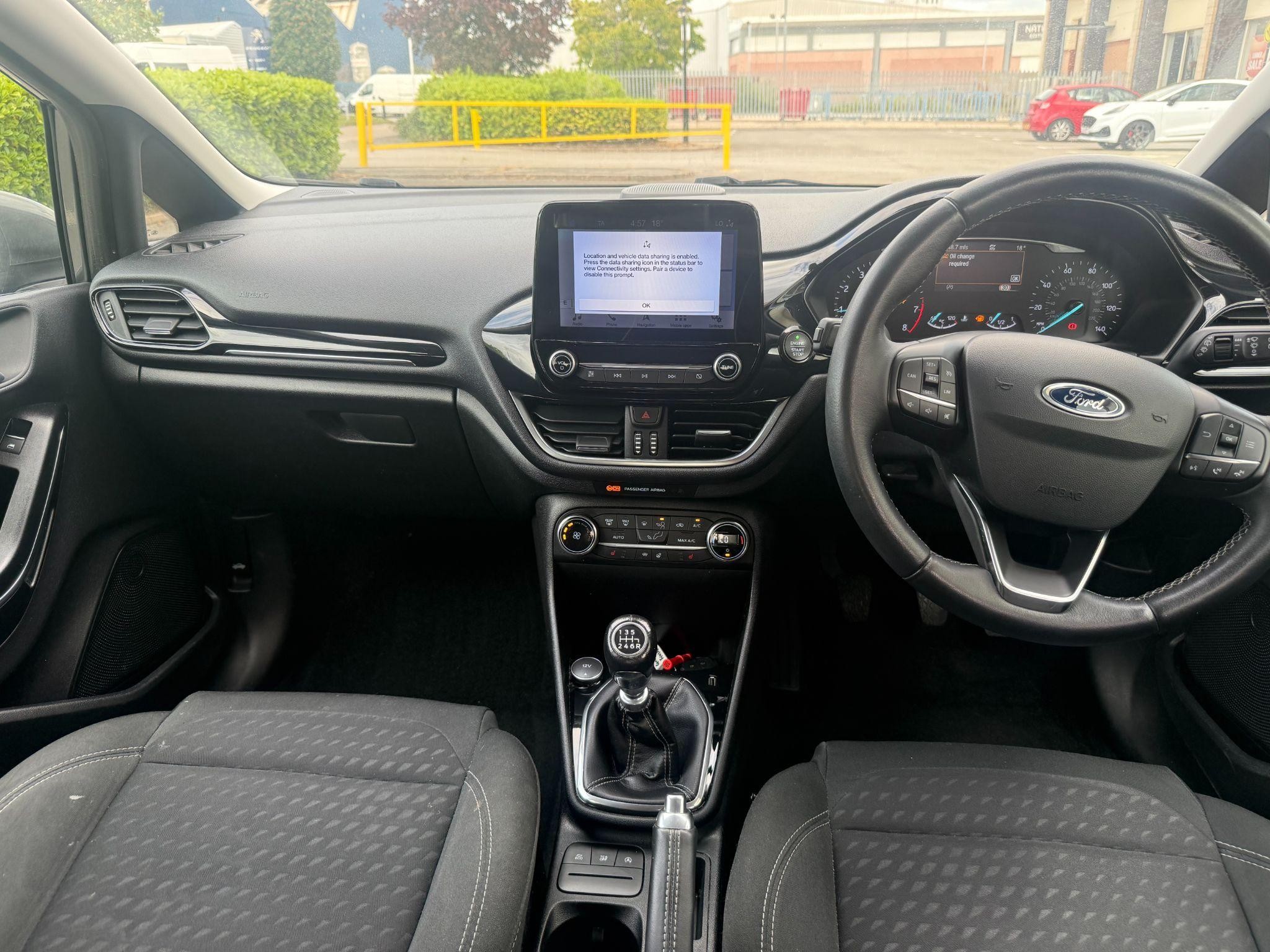 Ford Fiesta Image 16