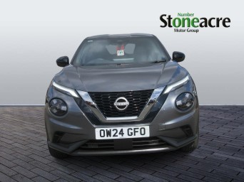 Nissan Juke 1.0 DIG-T N-Connecta DCT Auto Euro 6 (s/s) 5dr OW24GFO Image 2