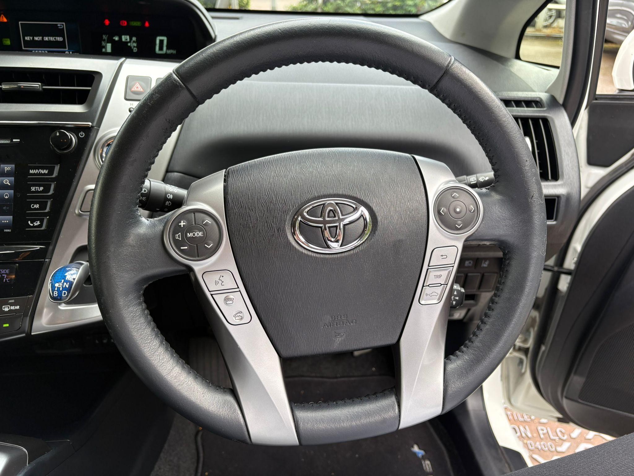 Toyota Prius+ Image 22