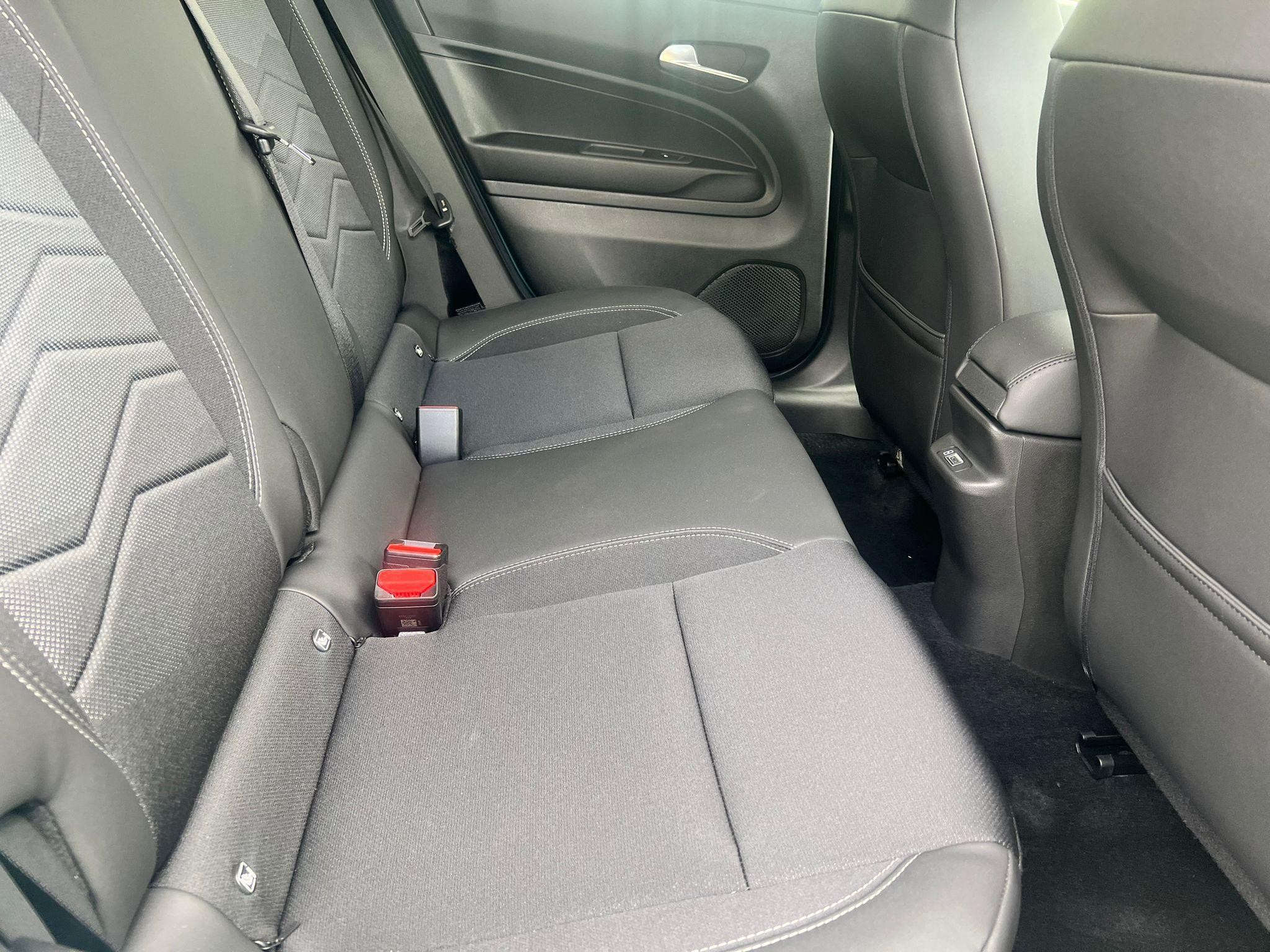 Jeep Avenger Image 18