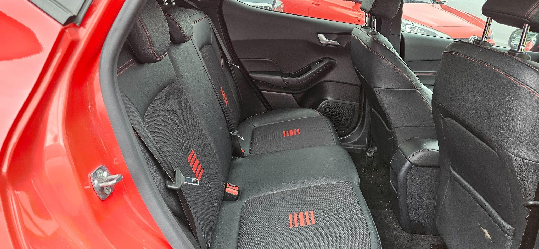 Ford Fiesta Image 15