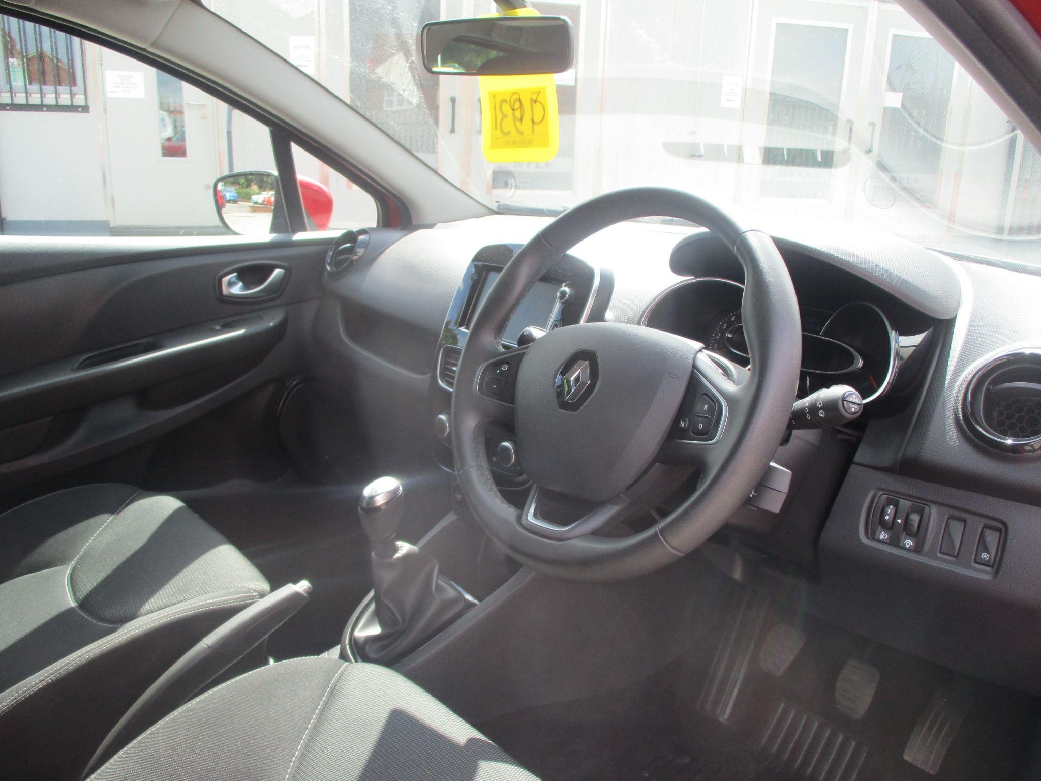 Renault Clio Image 13
