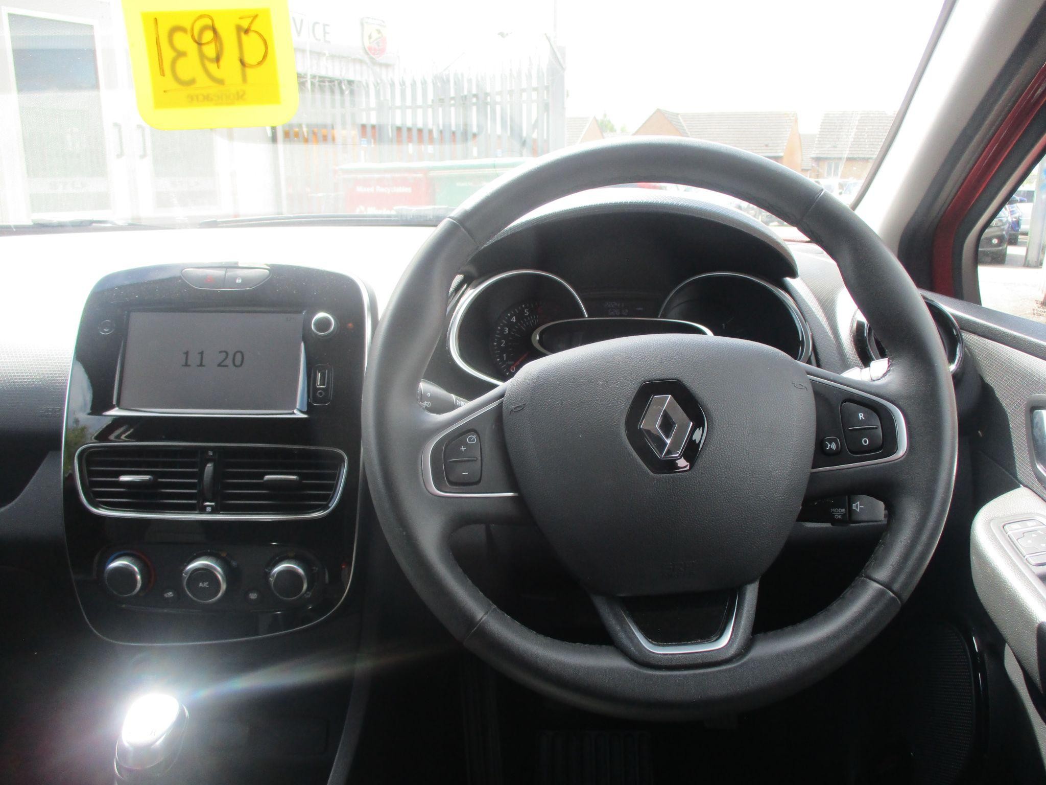Renault Clio Image 16
