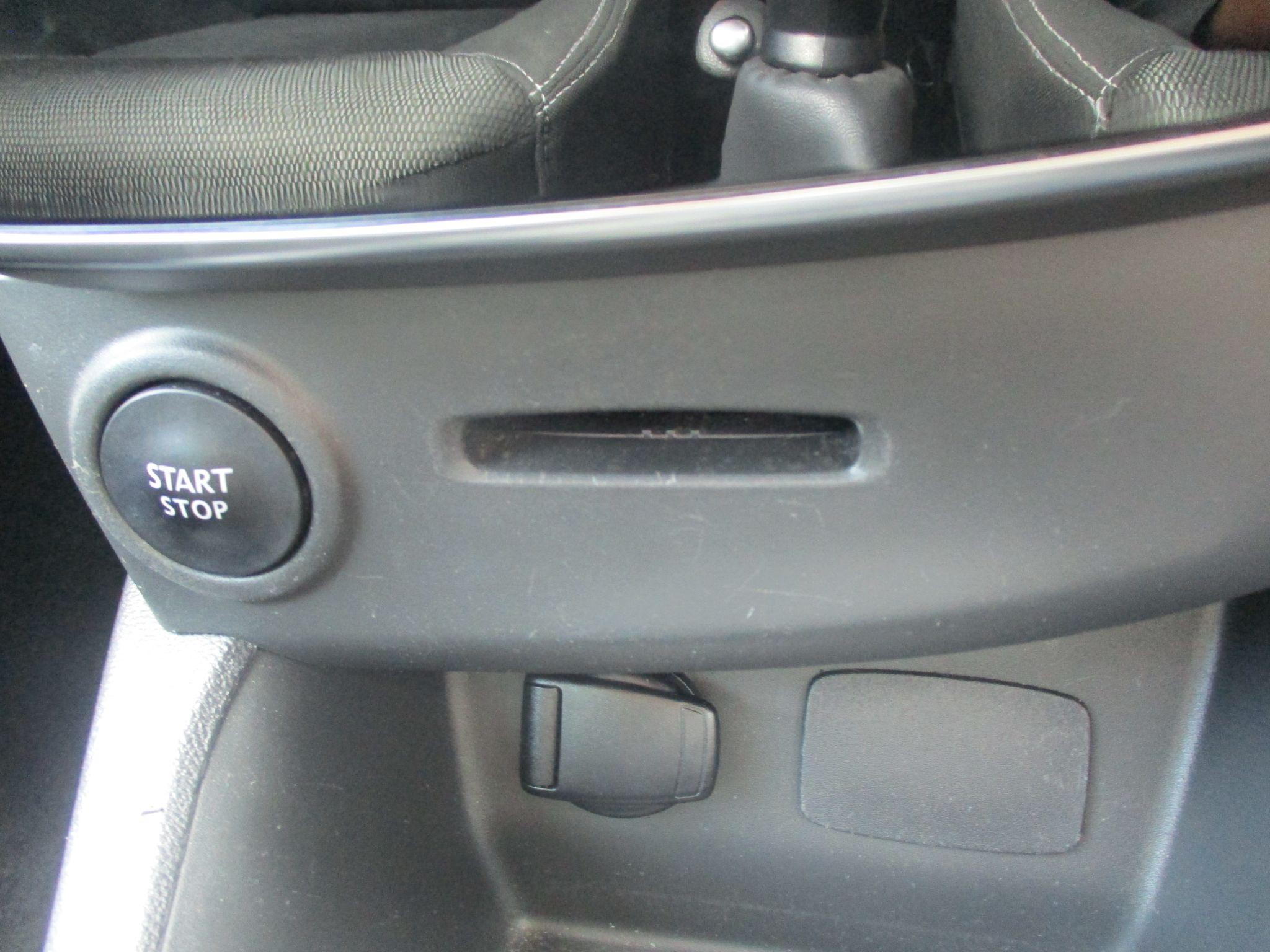 Renault Clio Image 22
