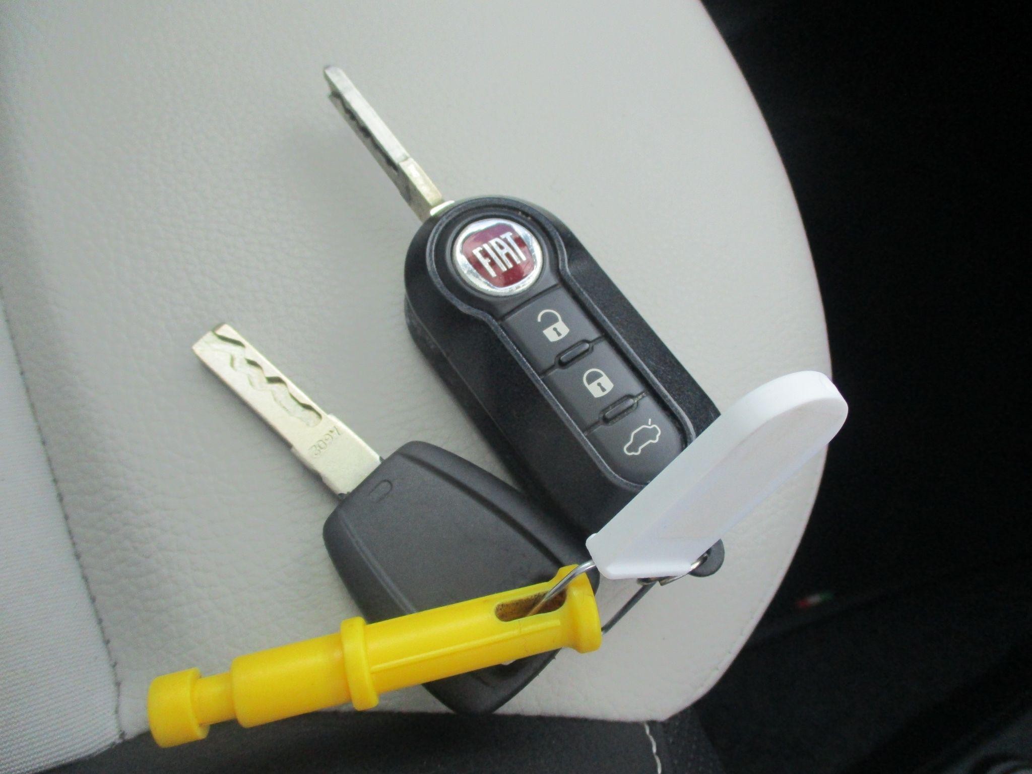 Fiat 500 Image 18