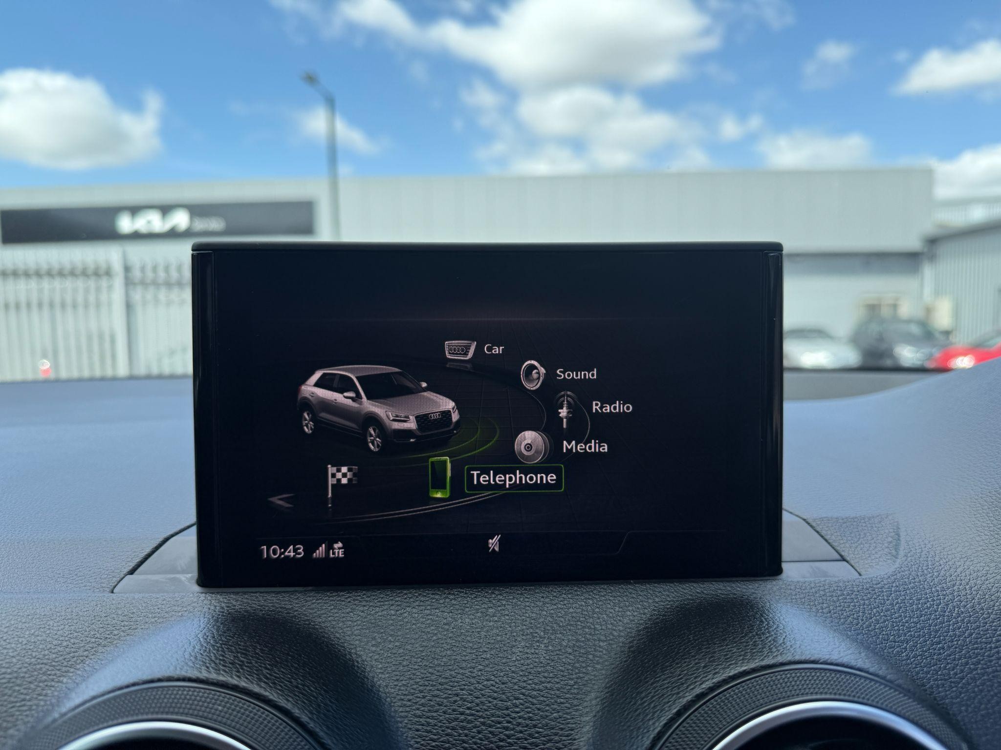 Audi Q2 Image 26