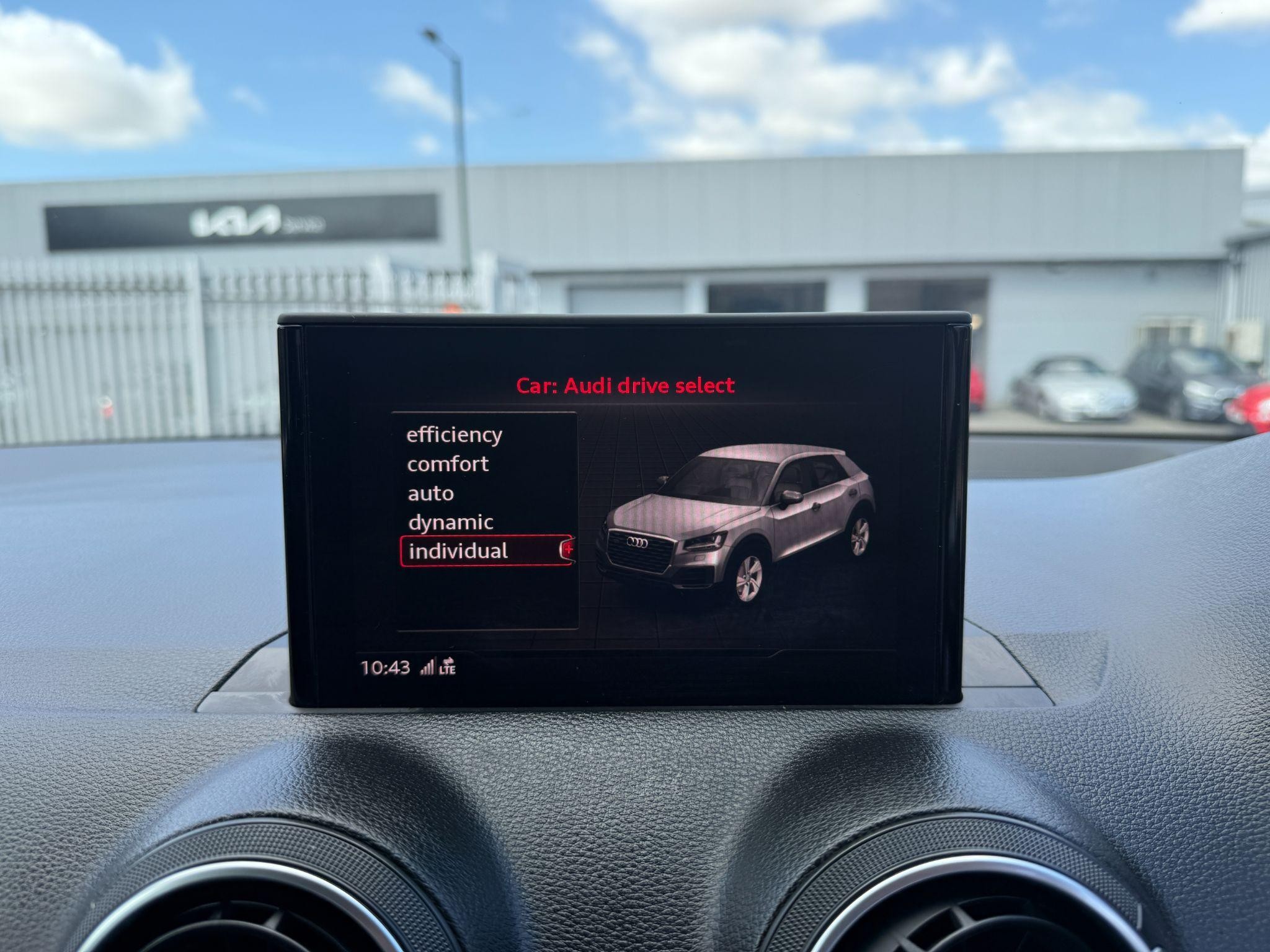 Audi Q2 Image 30