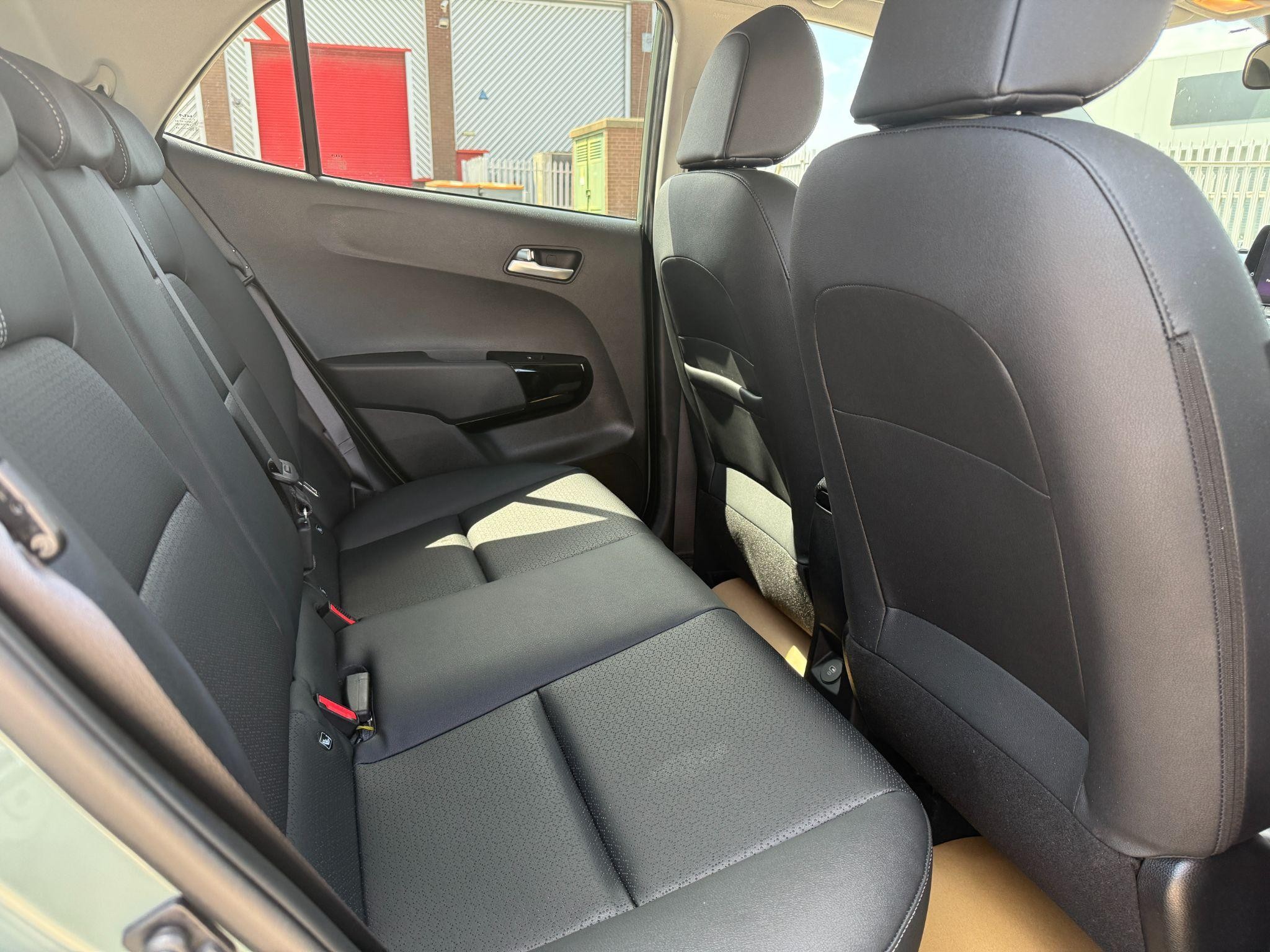 Kia Picanto Image 12