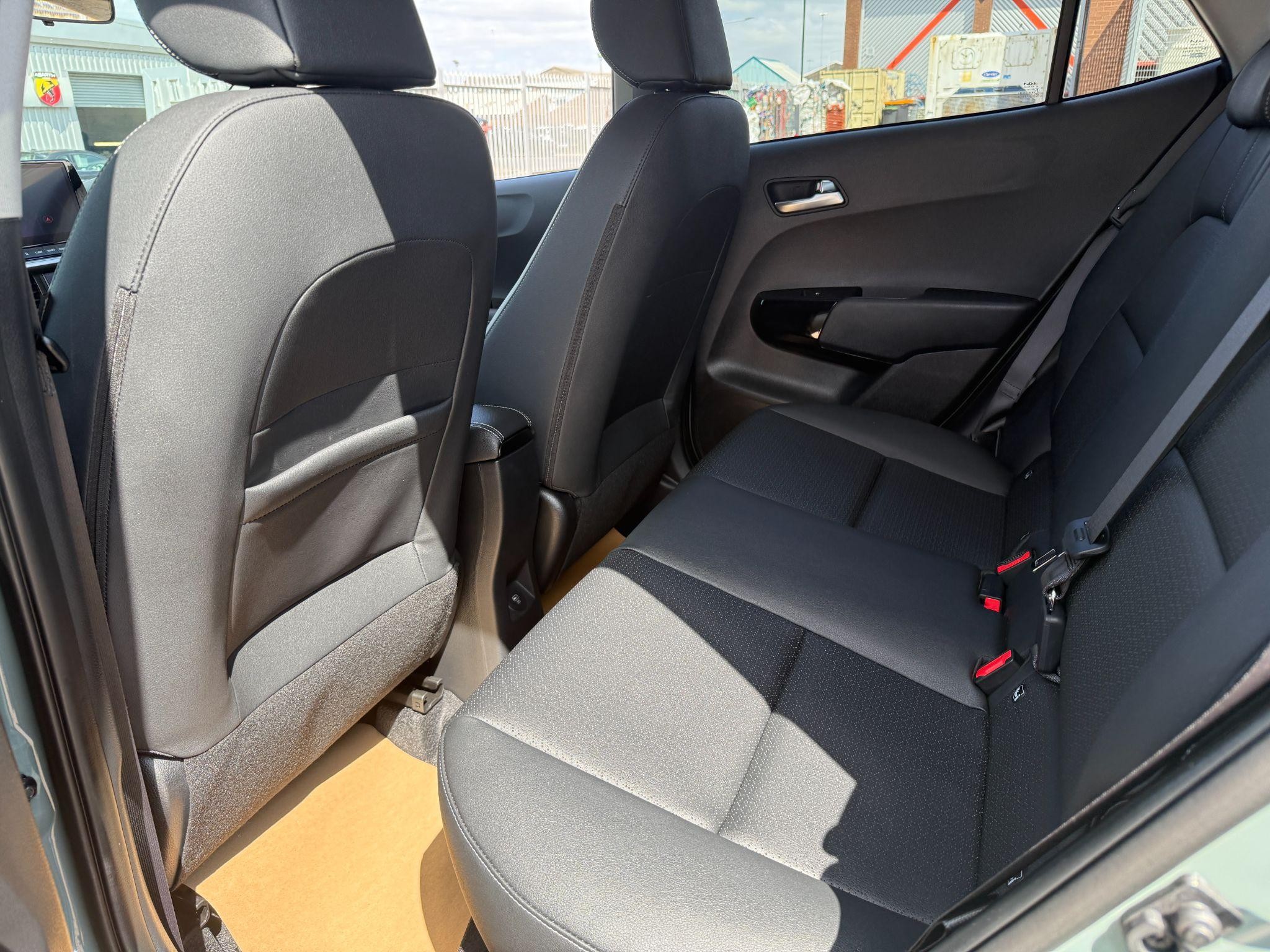 Kia Picanto Image 13
