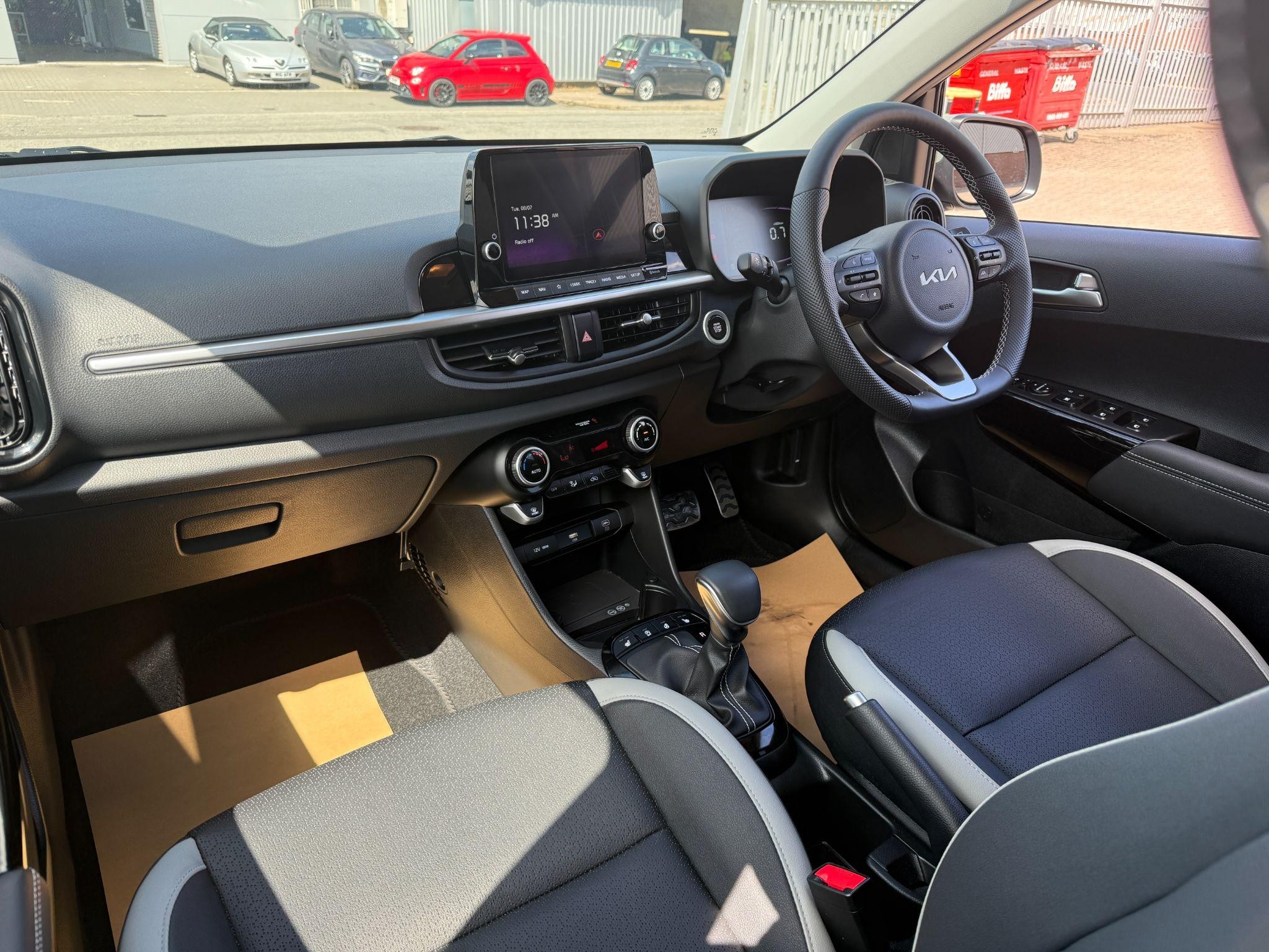 Kia Picanto Image 14