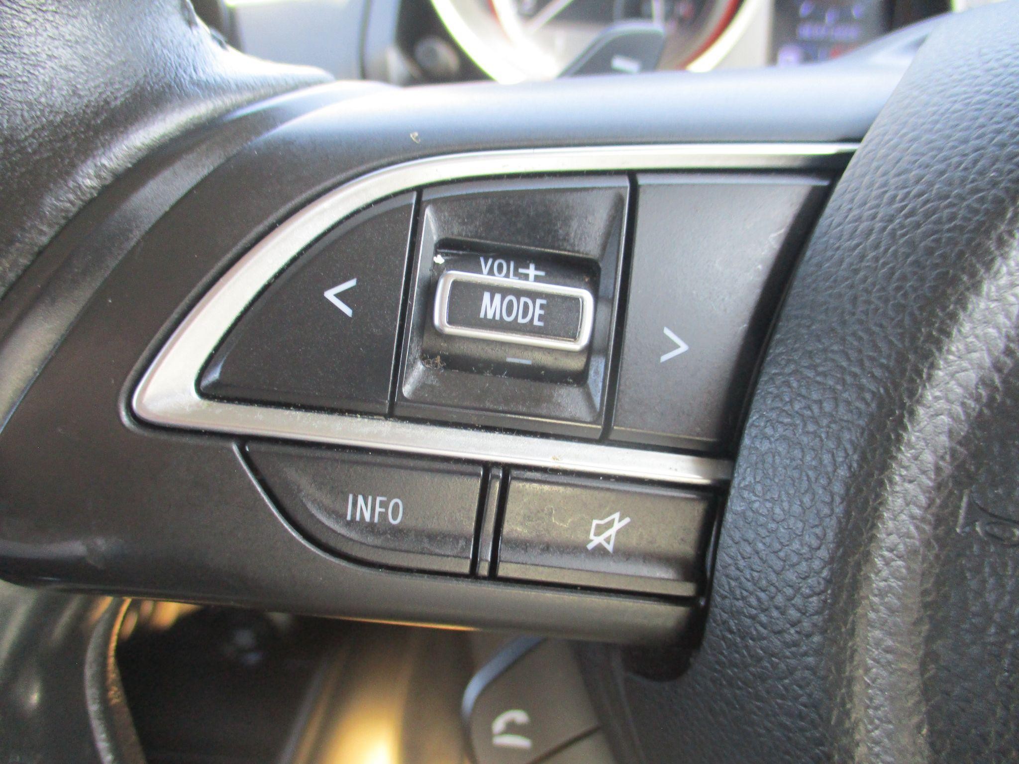 Suzuki Swift Image 24
