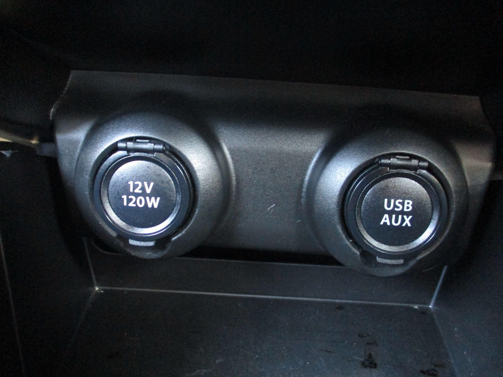 Suzuki Swift Image 38