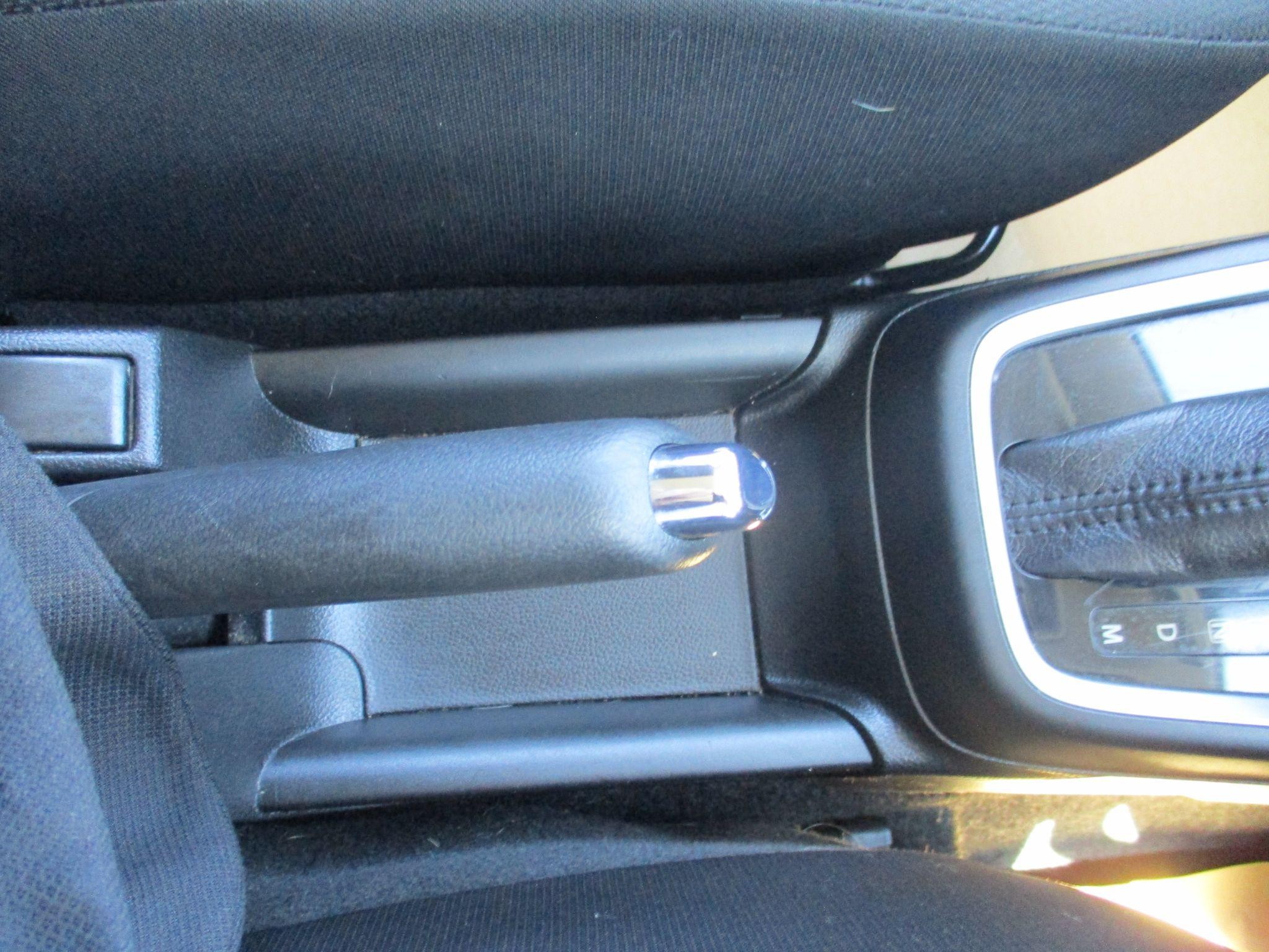 Suzuki Swift Image 40