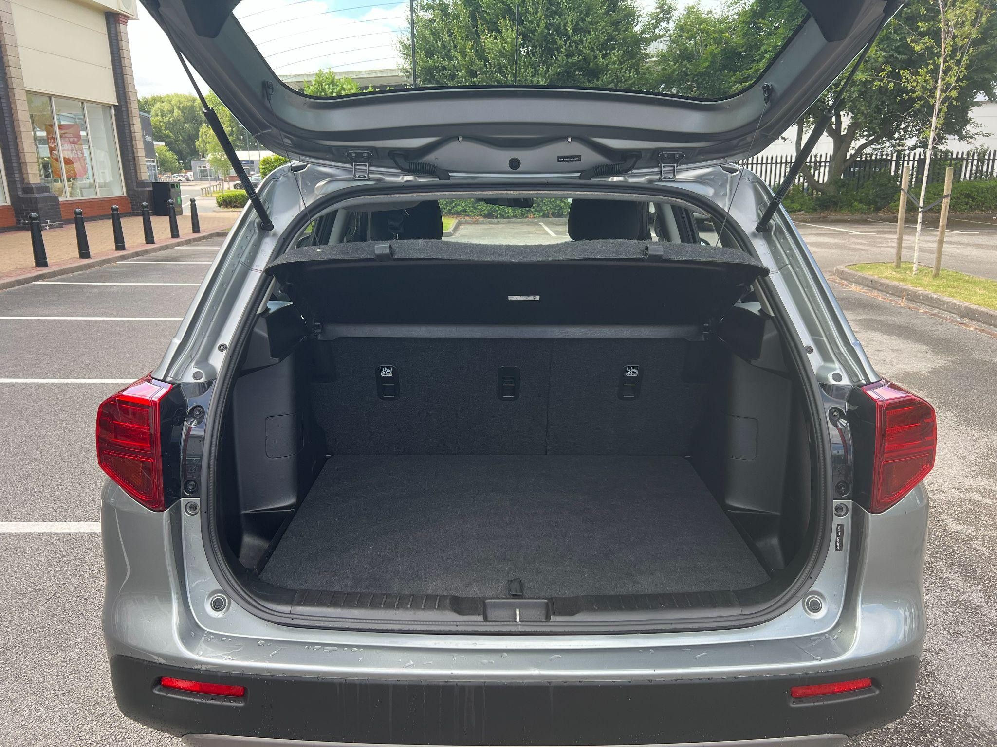 Suzuki Vitara Image 10