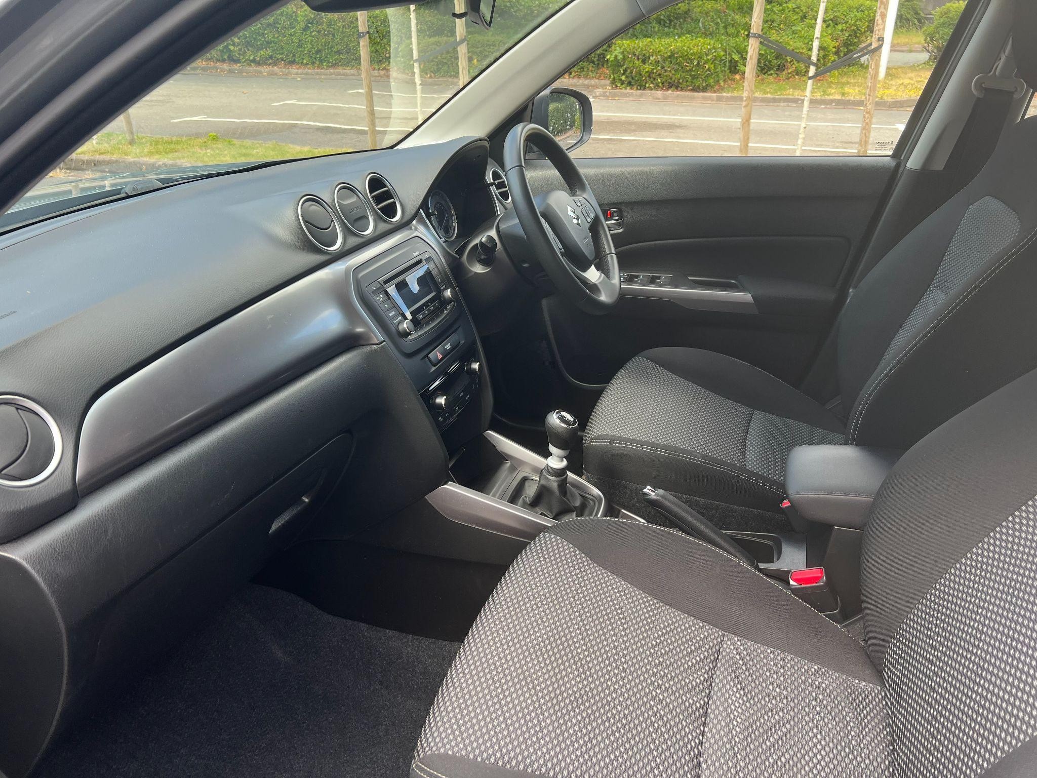 Suzuki Vitara Image 13