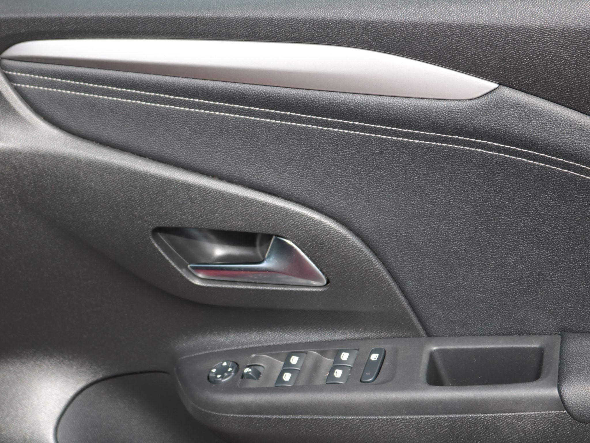 Vauxhall Corsa Image 25