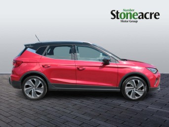SEAT Arona 1.0 TSI FR Sport SUV 5dr Petrol Manual Euro 6 (s/s) (110 ps) CU71NFD Image 2