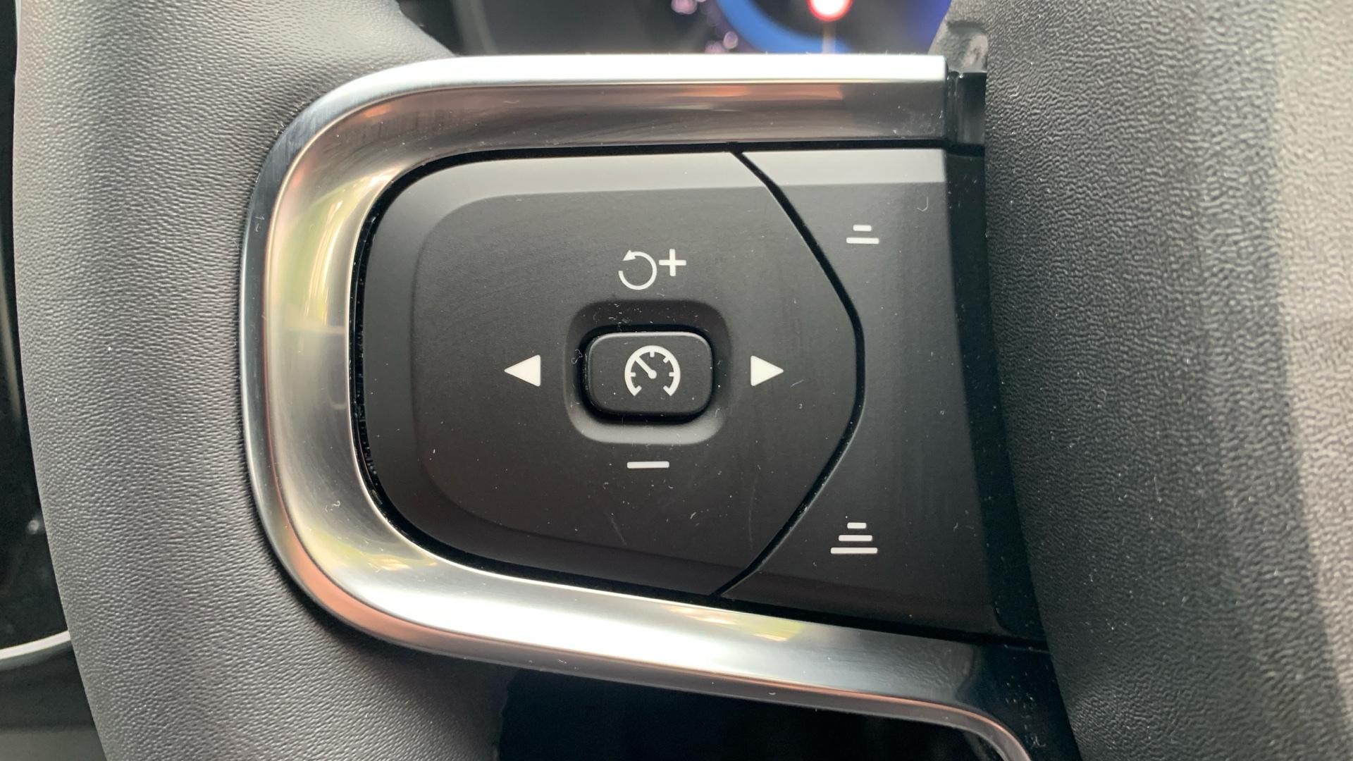 Volvo XC40 Image 21
