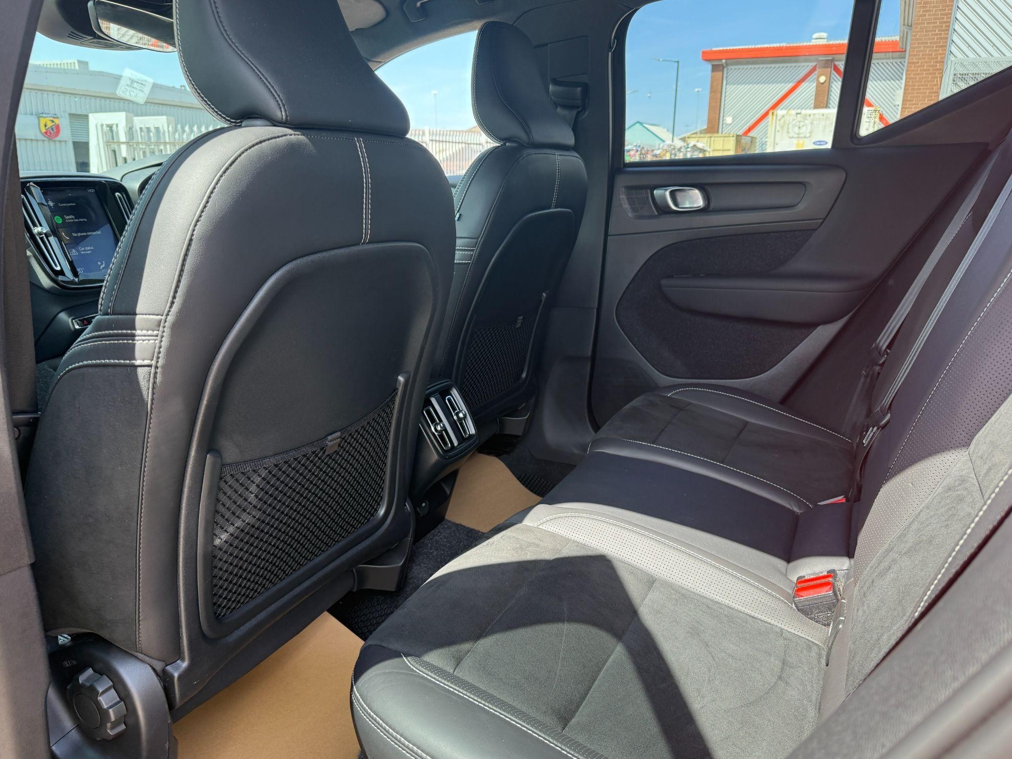 Volvo XC40 Image 15