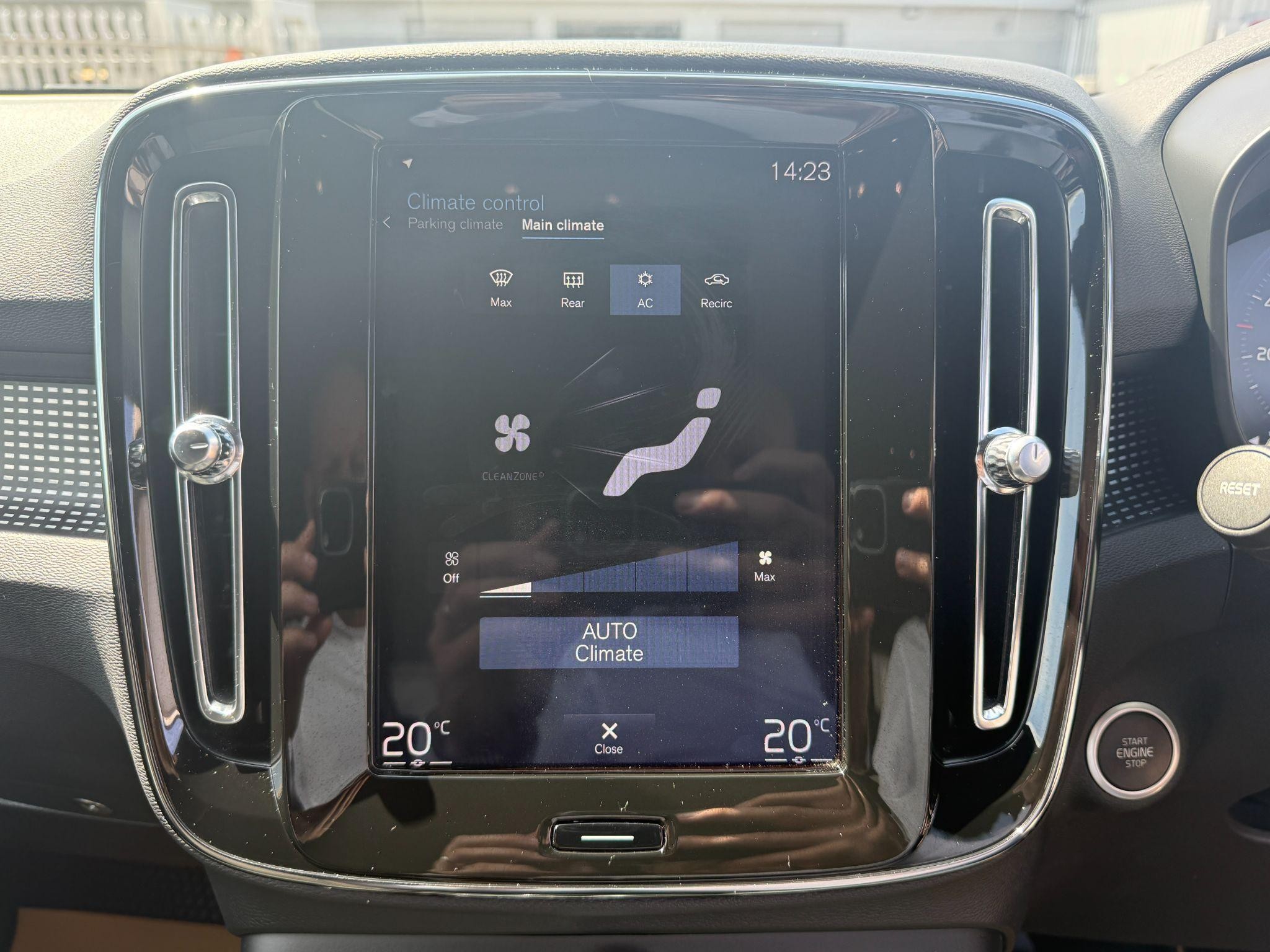Volvo XC40 Image 32