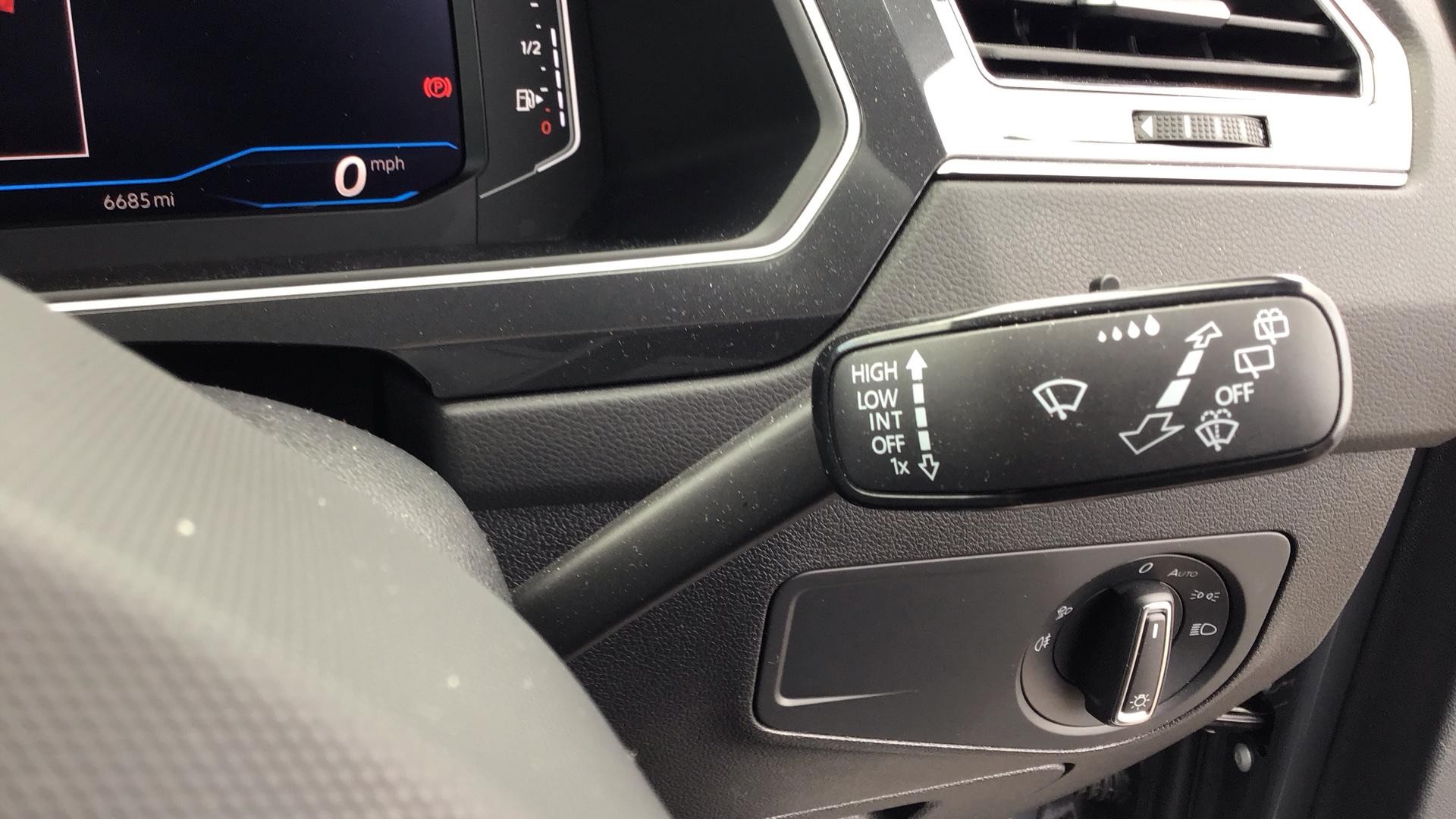 Volkswagen Tiguan Image 22
