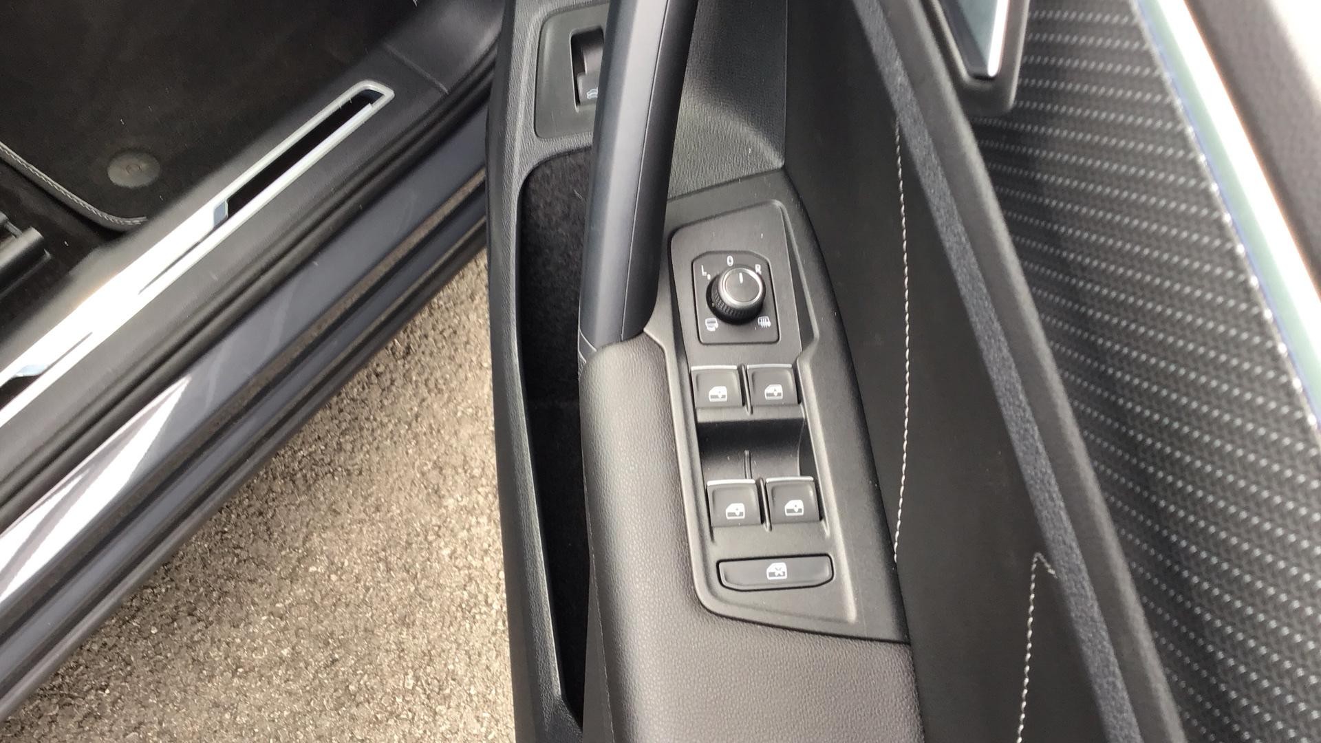 Volkswagen Tiguan Image 23