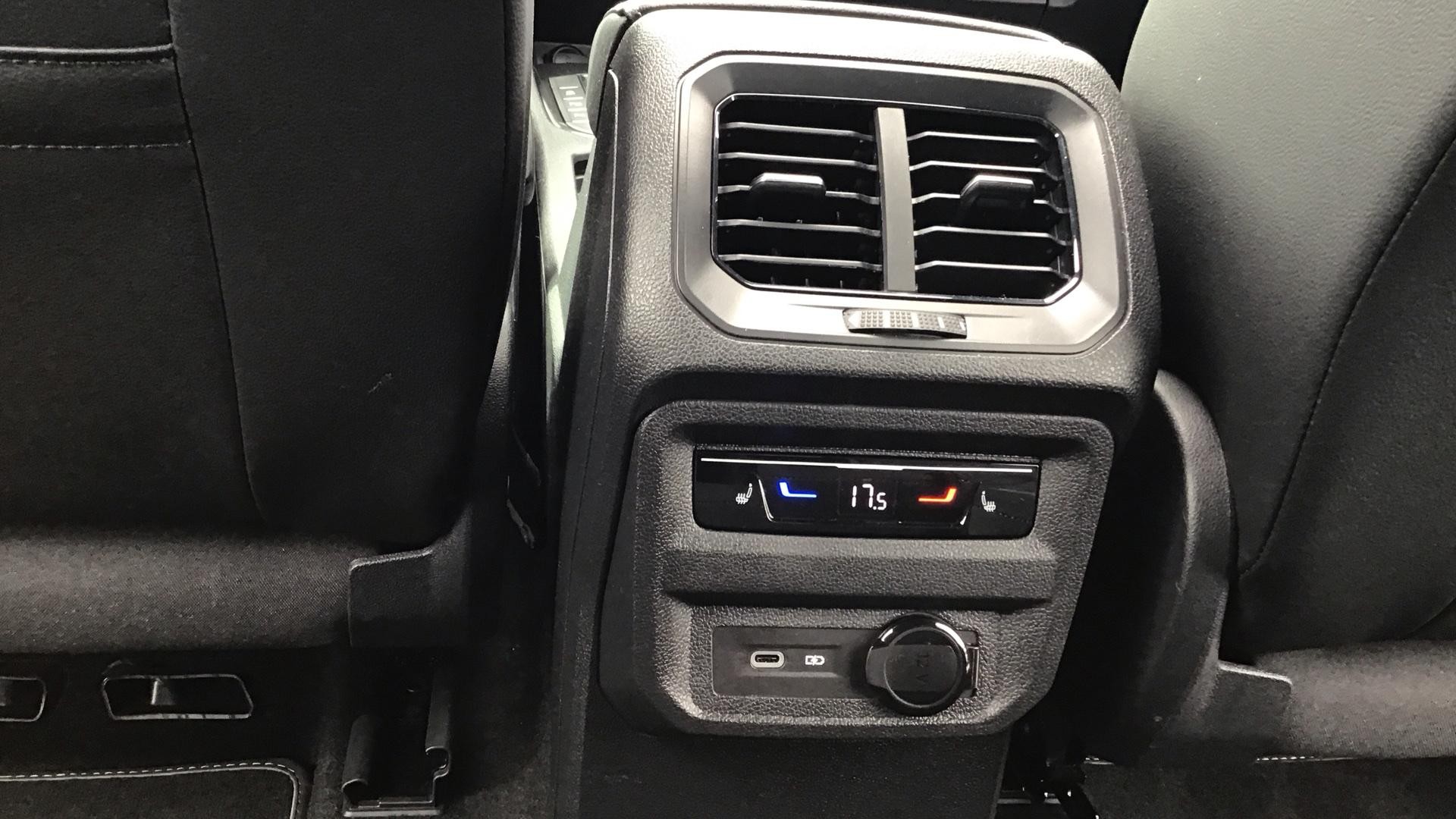 Volkswagen Tiguan Image 34