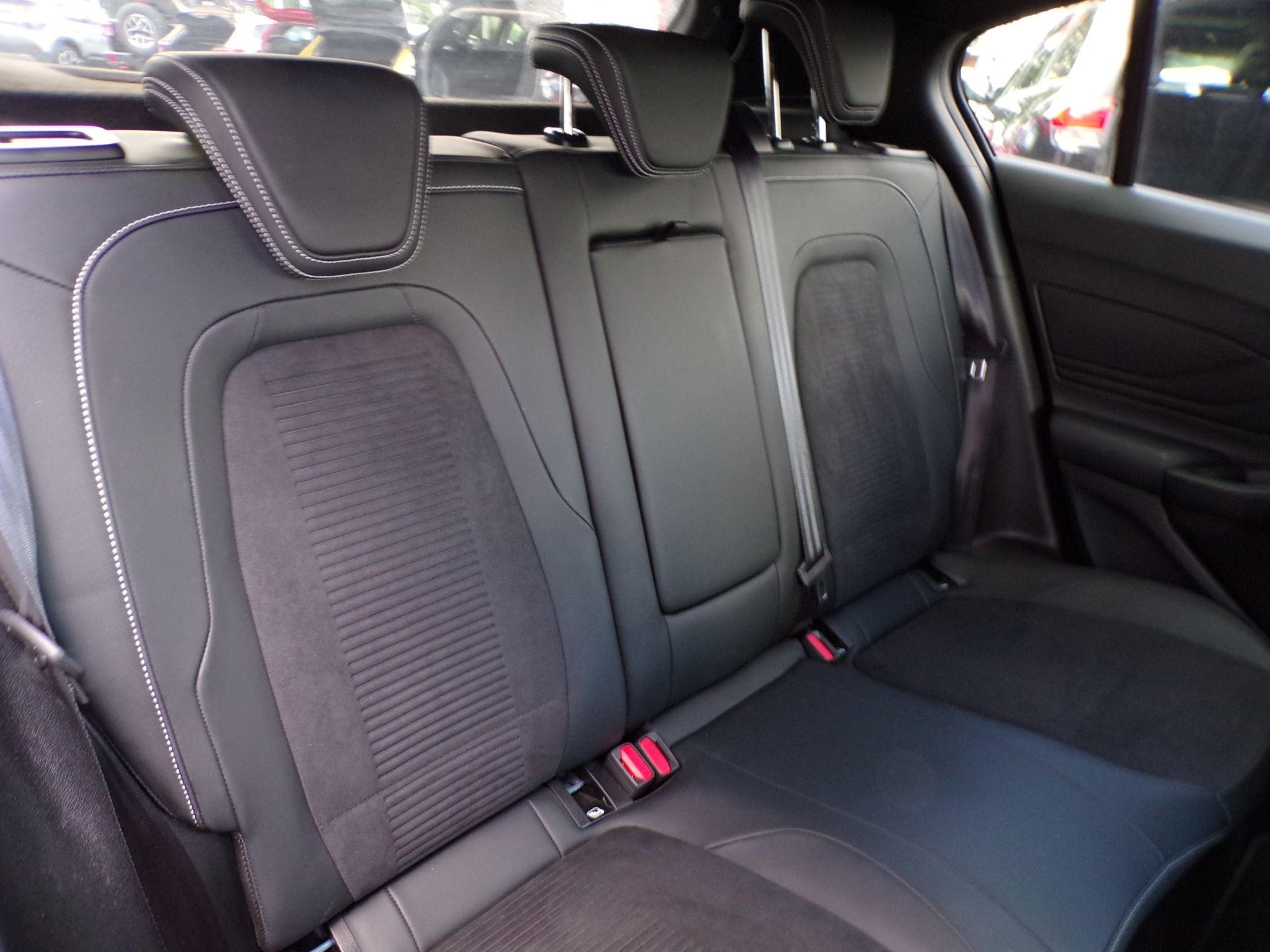 Ford Focus Image 13