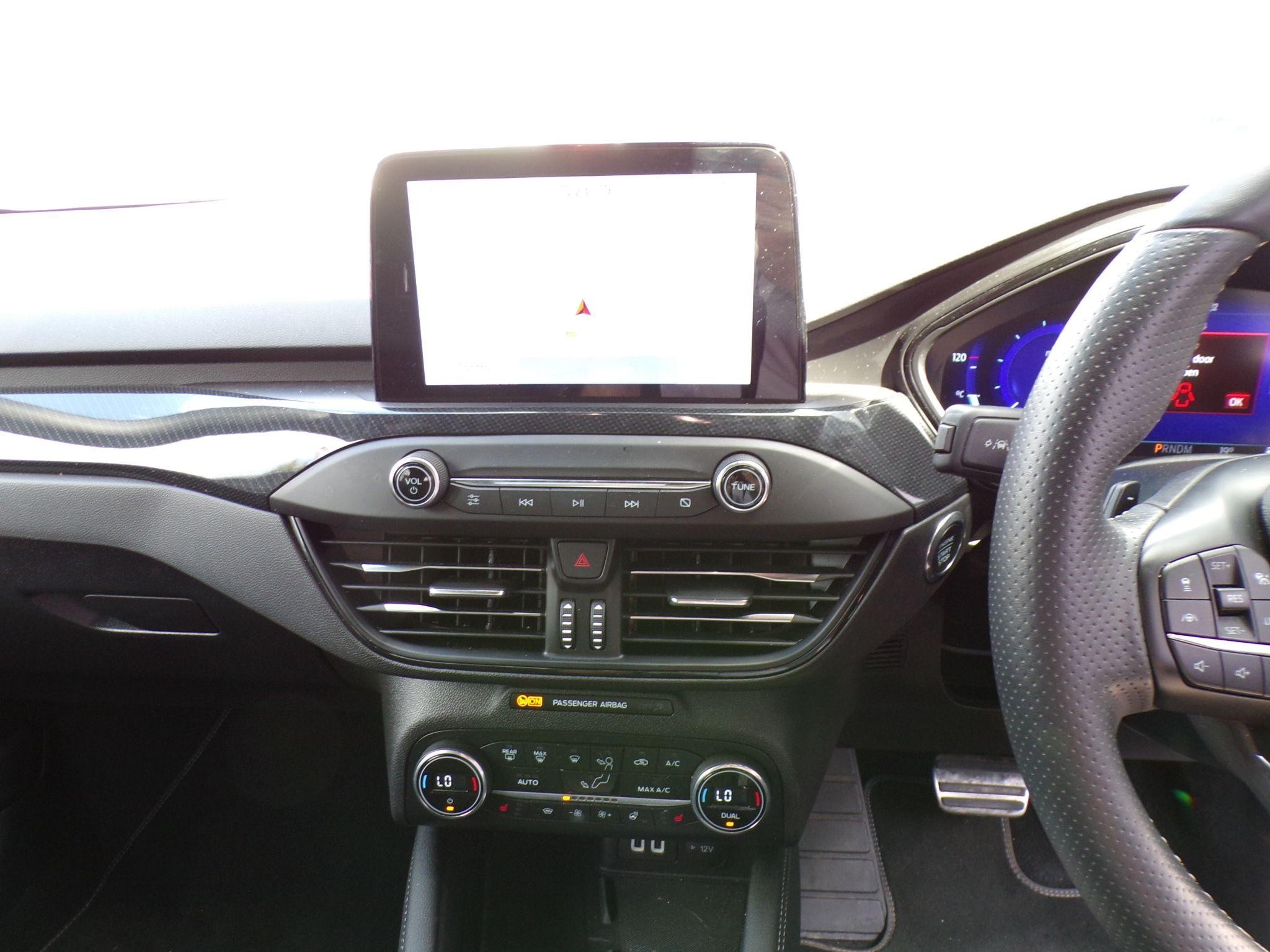 Ford Focus Image 22