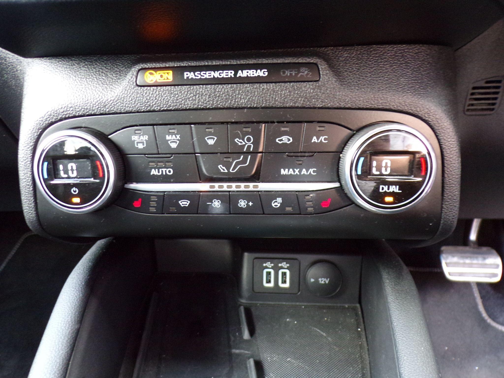 Ford Focus Image 23
